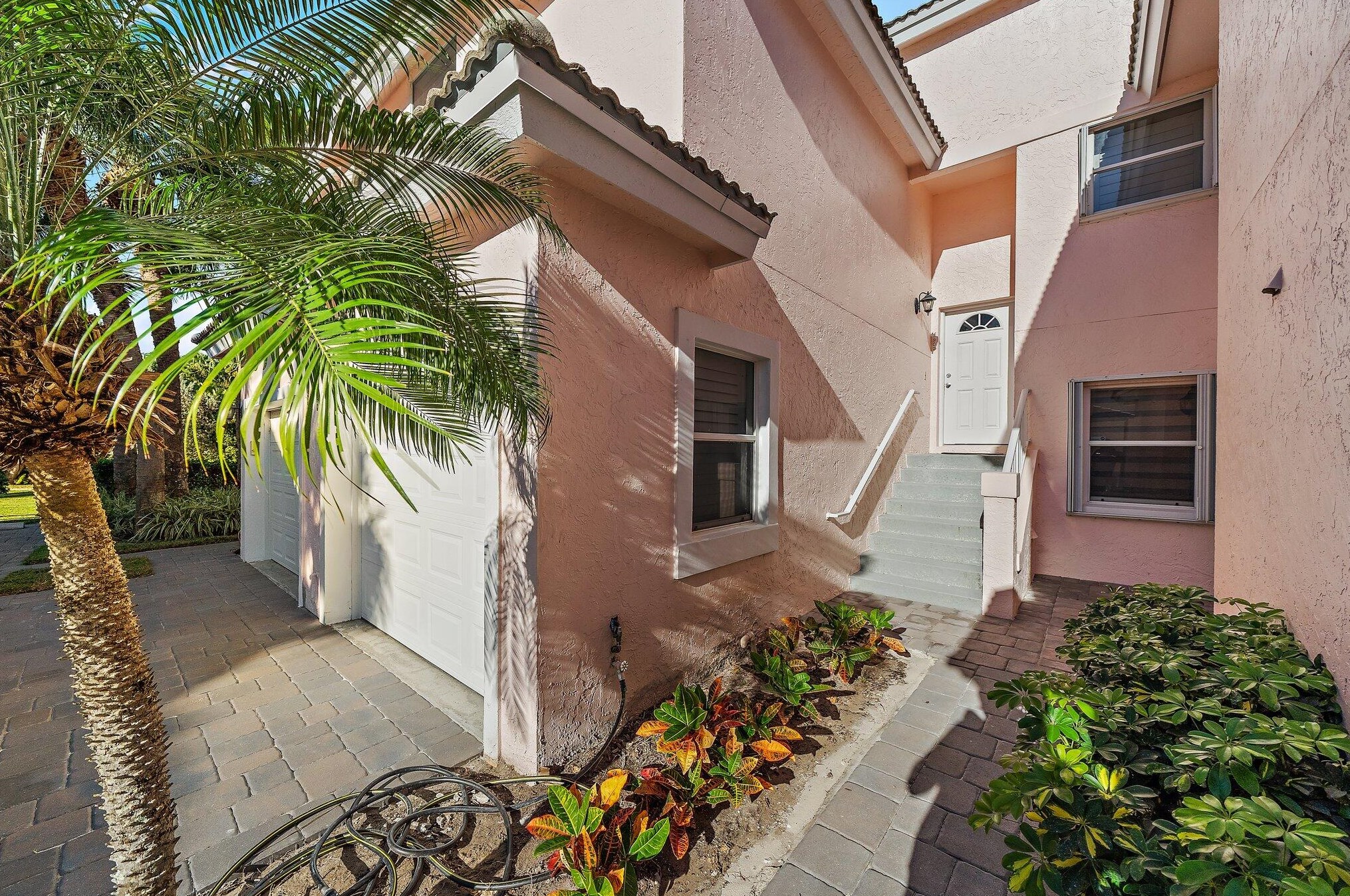 3608 Fairway Dr, Jupiter, FL 33477