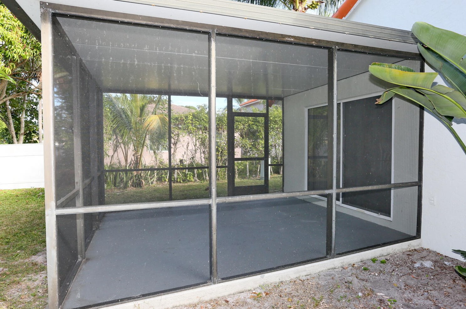 5521 Boynton Pl, Boynton Beach FL exterior