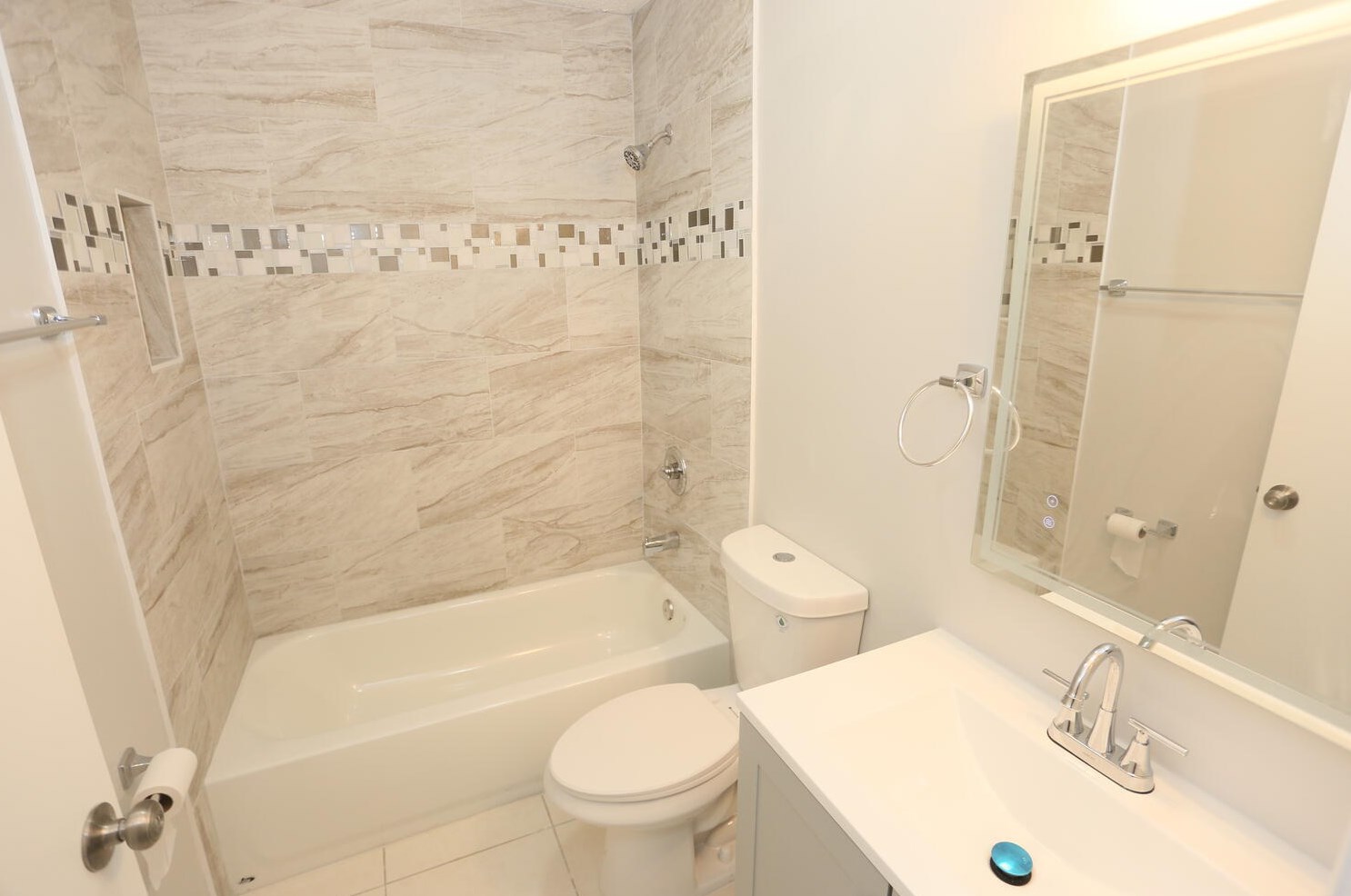 5521 Boynton Pl, Boynton Beach FL exterior