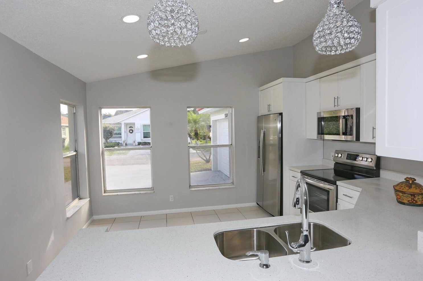 5521 Boynton Pl, Boynton Beach FL exterior