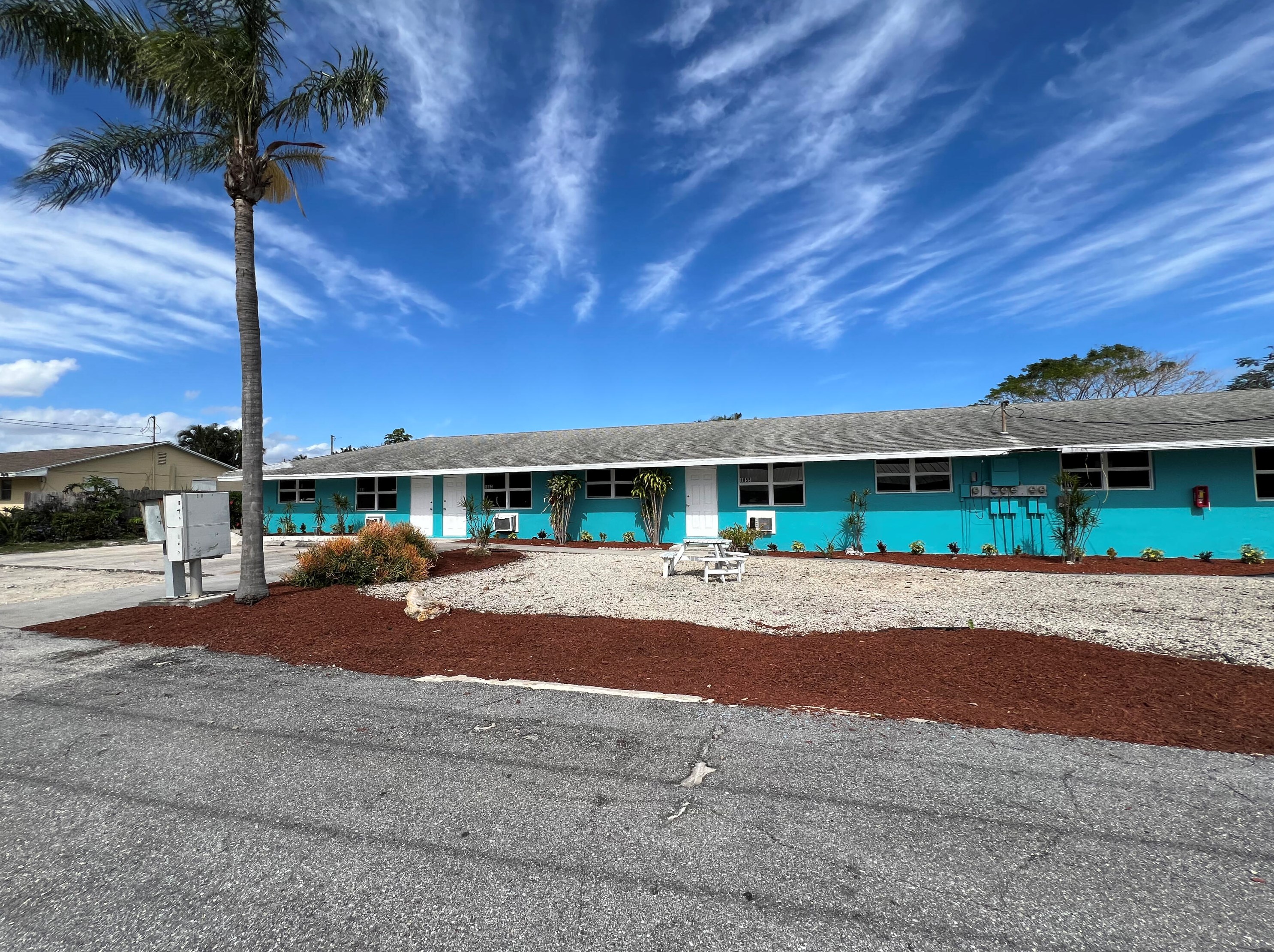 1863 Dillone Ln, West Palm Beach, FL 33408