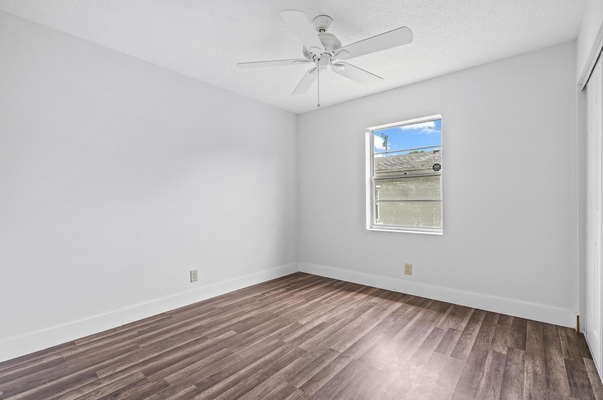 126 2nd St, Jupiter FL  33458-7410 exterior