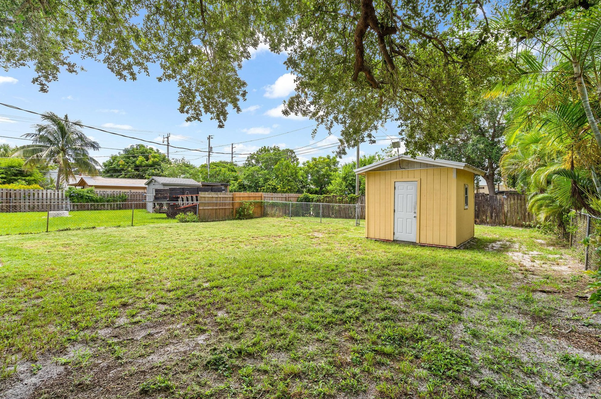 126 2nd St, Jupiter FL  33458-7410 exterior