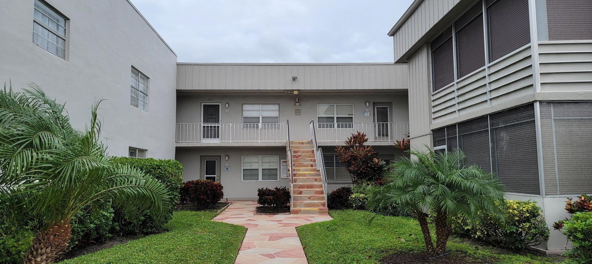 319 Flanders G, Delray Beach, FL 33484