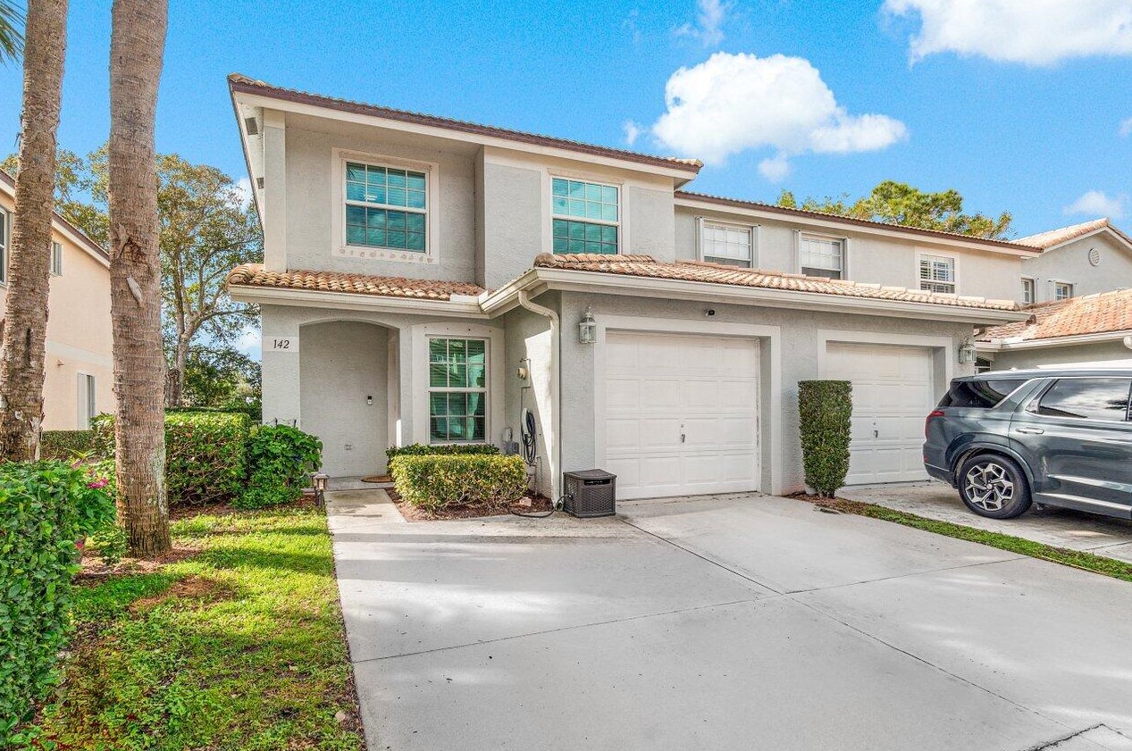 142 Timberwalk Trl, Jupiter FL  33458-5574 exterior