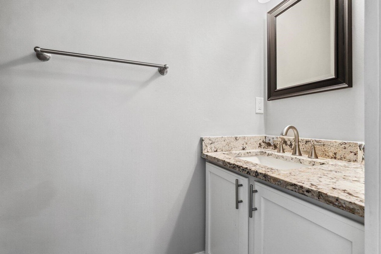 142 Timberwalk Trl, Jupiter FL  33458-5574 exterior