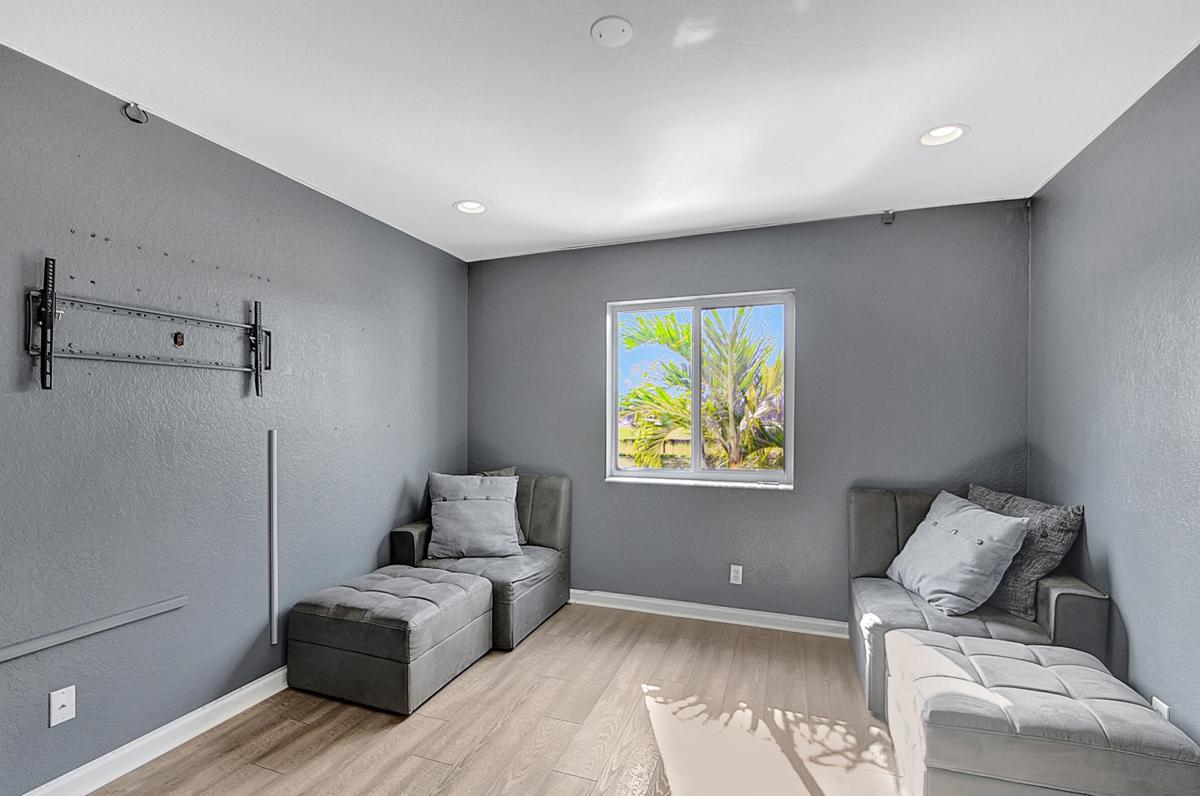 6176 Spring Isles Blvd, Lake Worth FL  33463-7908 exterior