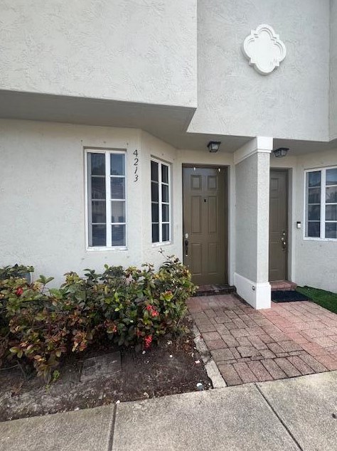 4213 Napoli Lake Dr, West Palm Beach, FL 33410