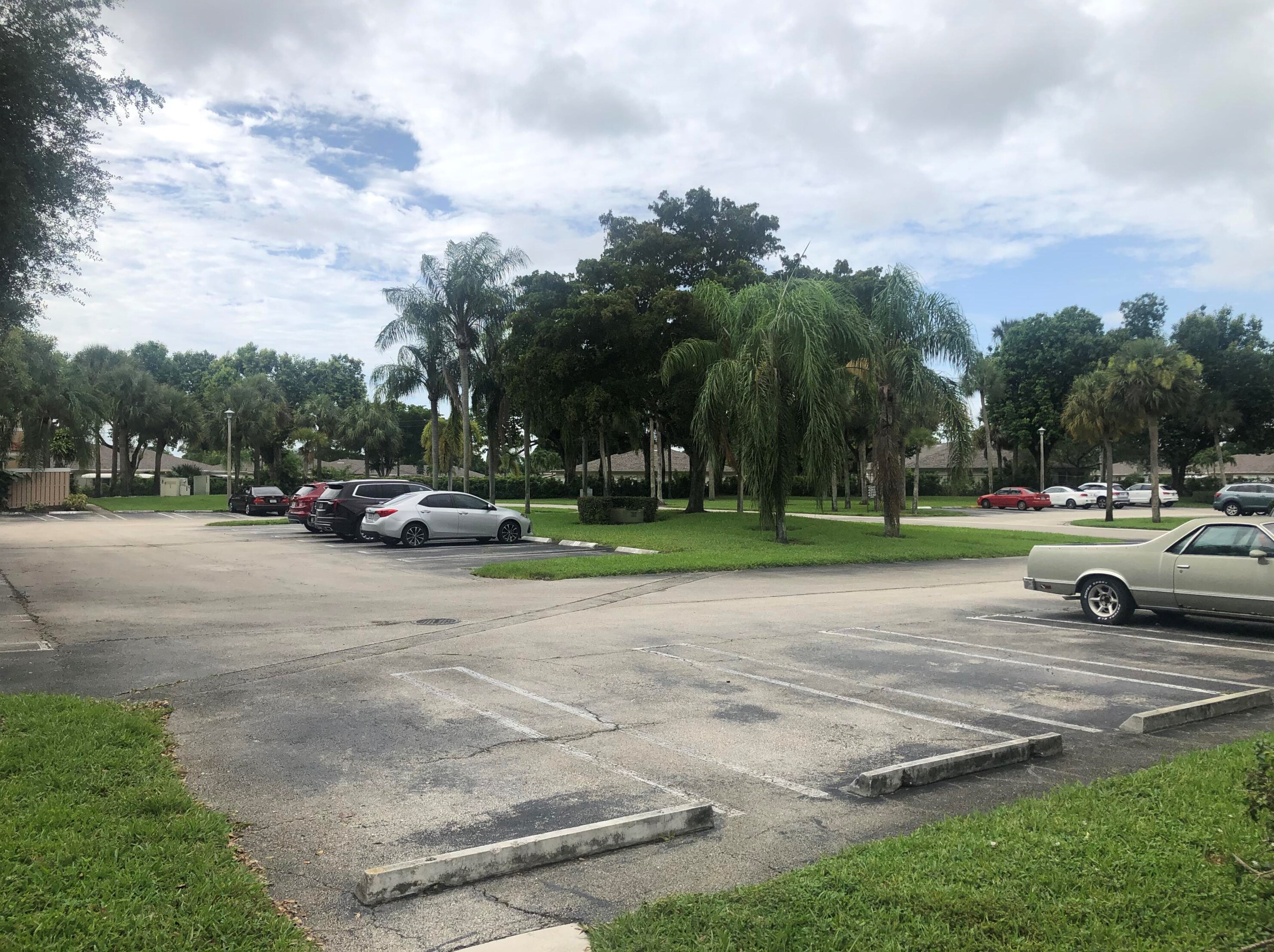 4235 Village Dr #b, Delray Beach, FL