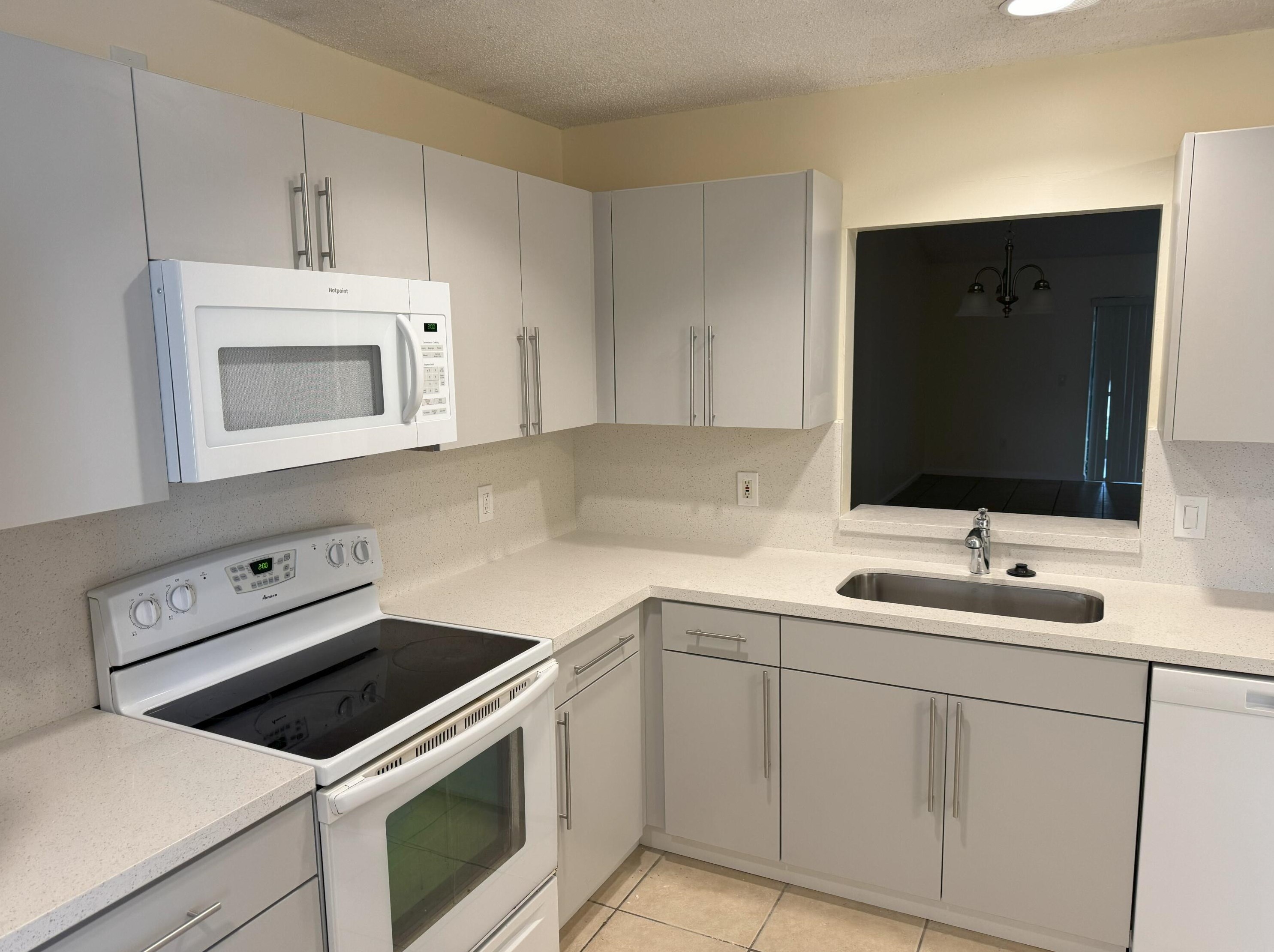 1218 White Pine Dr, West Palm Beach, FL 33414