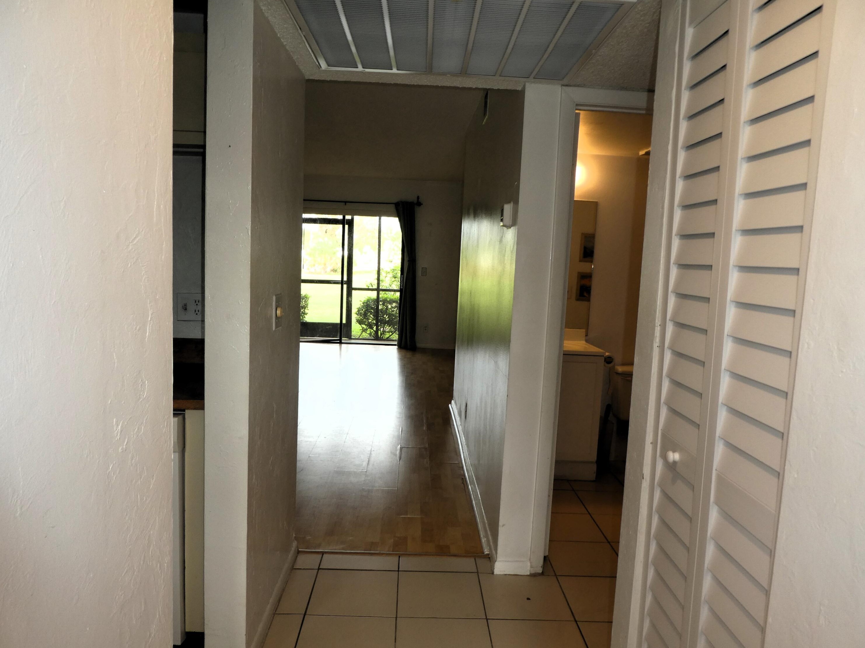 7149 Golf Colony Ct #102, Lake Worth, FL 33467