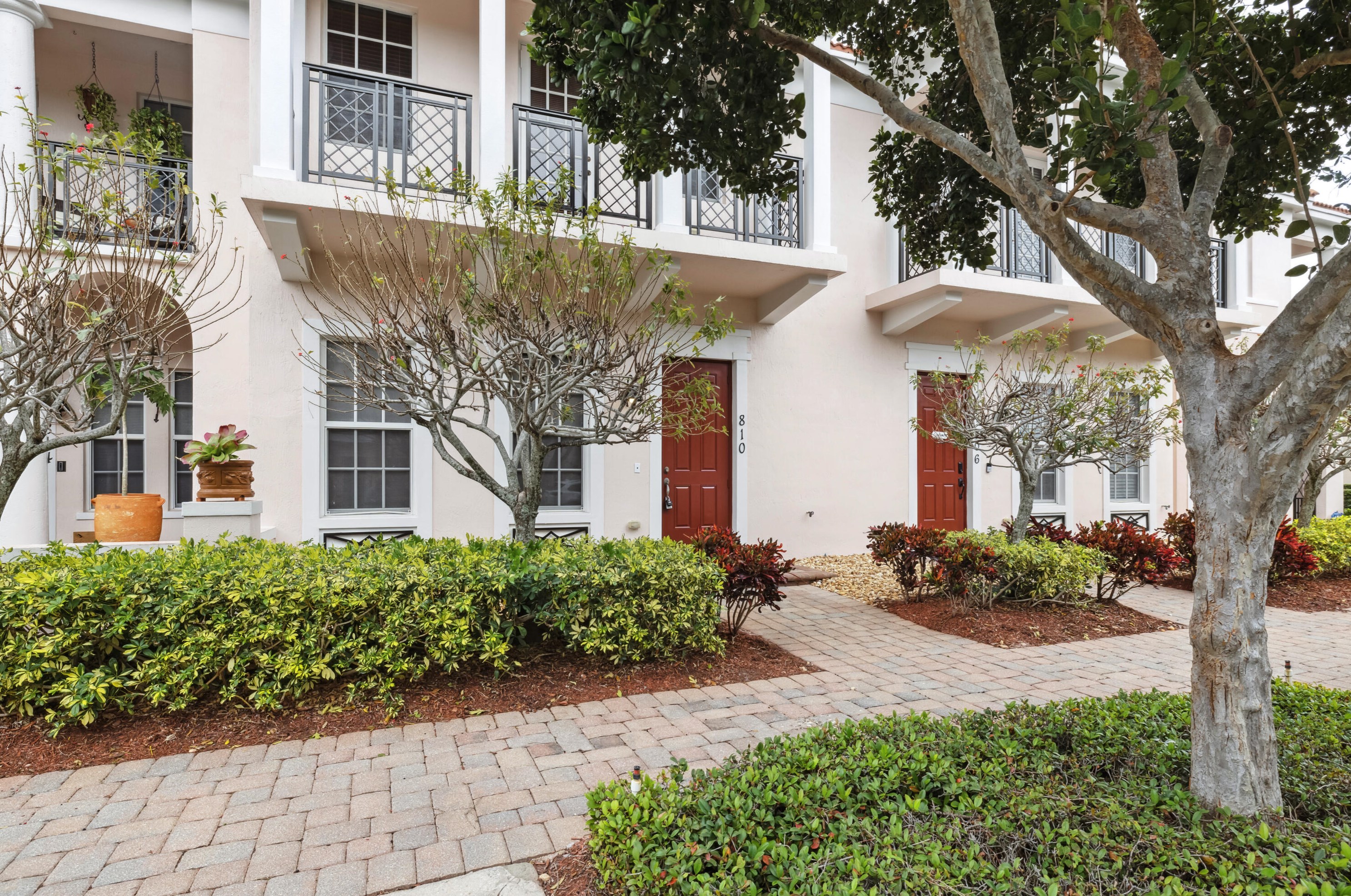 810 Nw 83rd Ln, Boca Raton, FL 33487