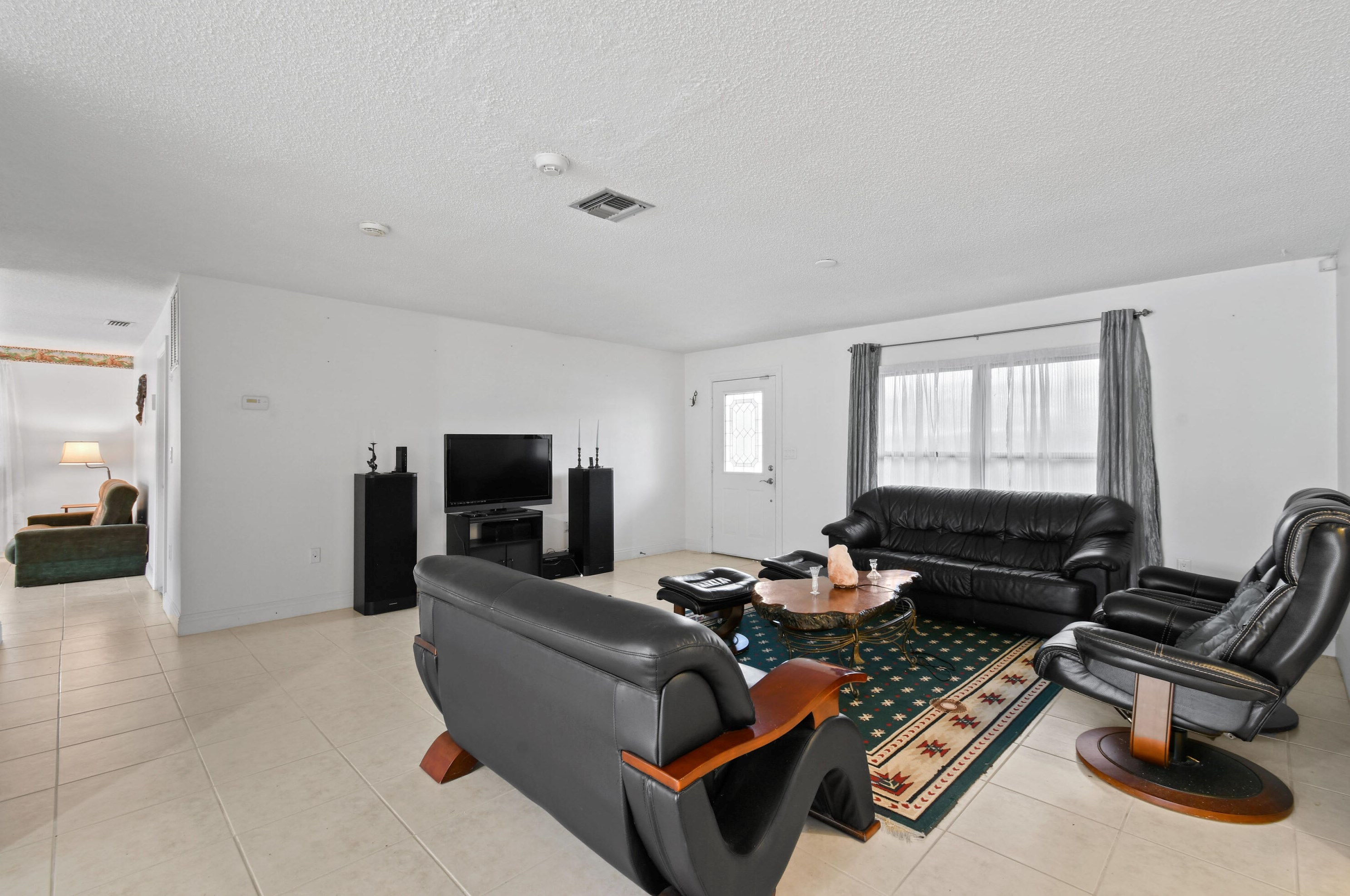 7906 Pensacola Rd, Fort Pierce FL  34951-1446 exterior