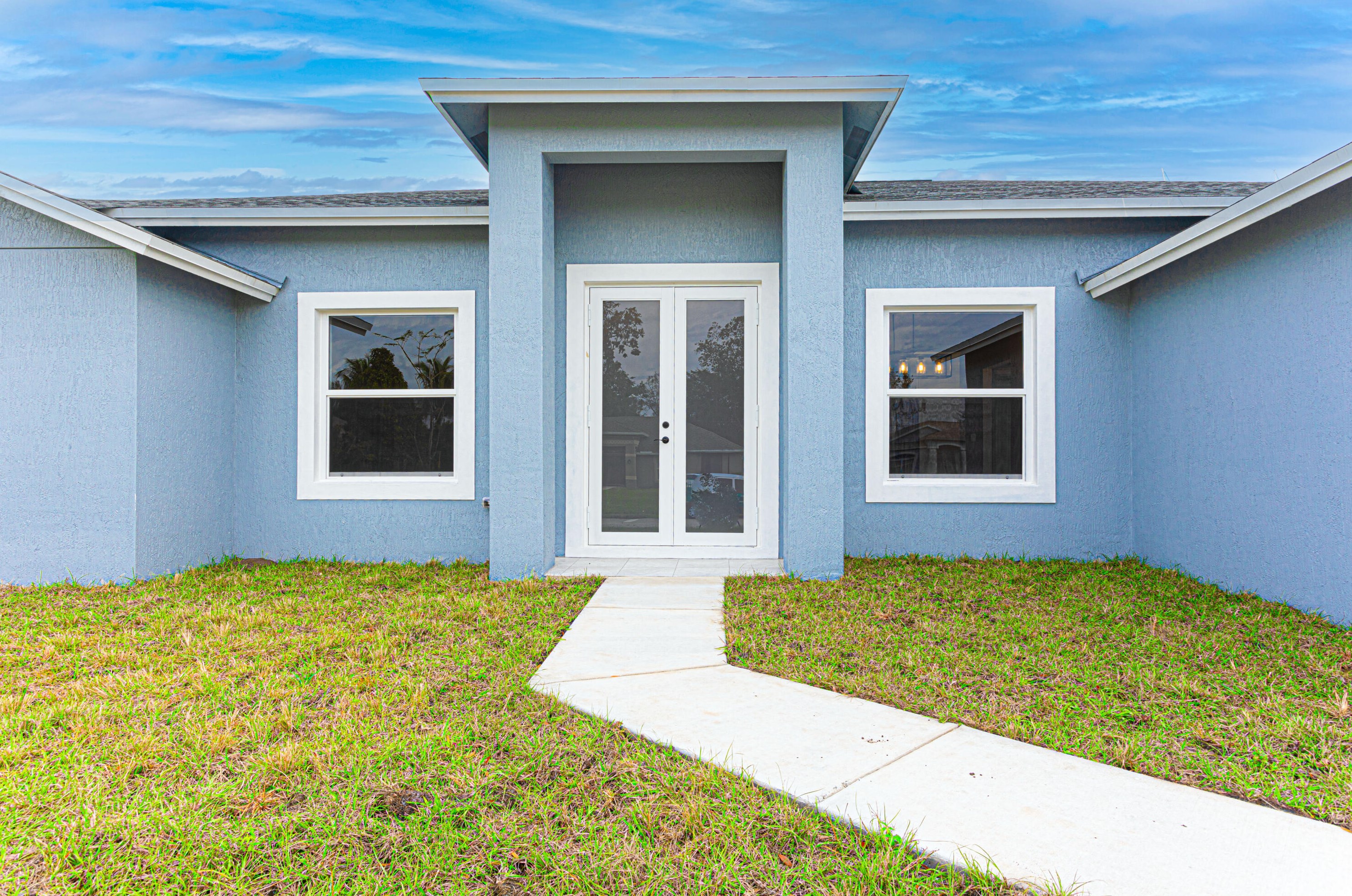 2173 Trenton Ln, Fort Pierce, FL 34984-4324