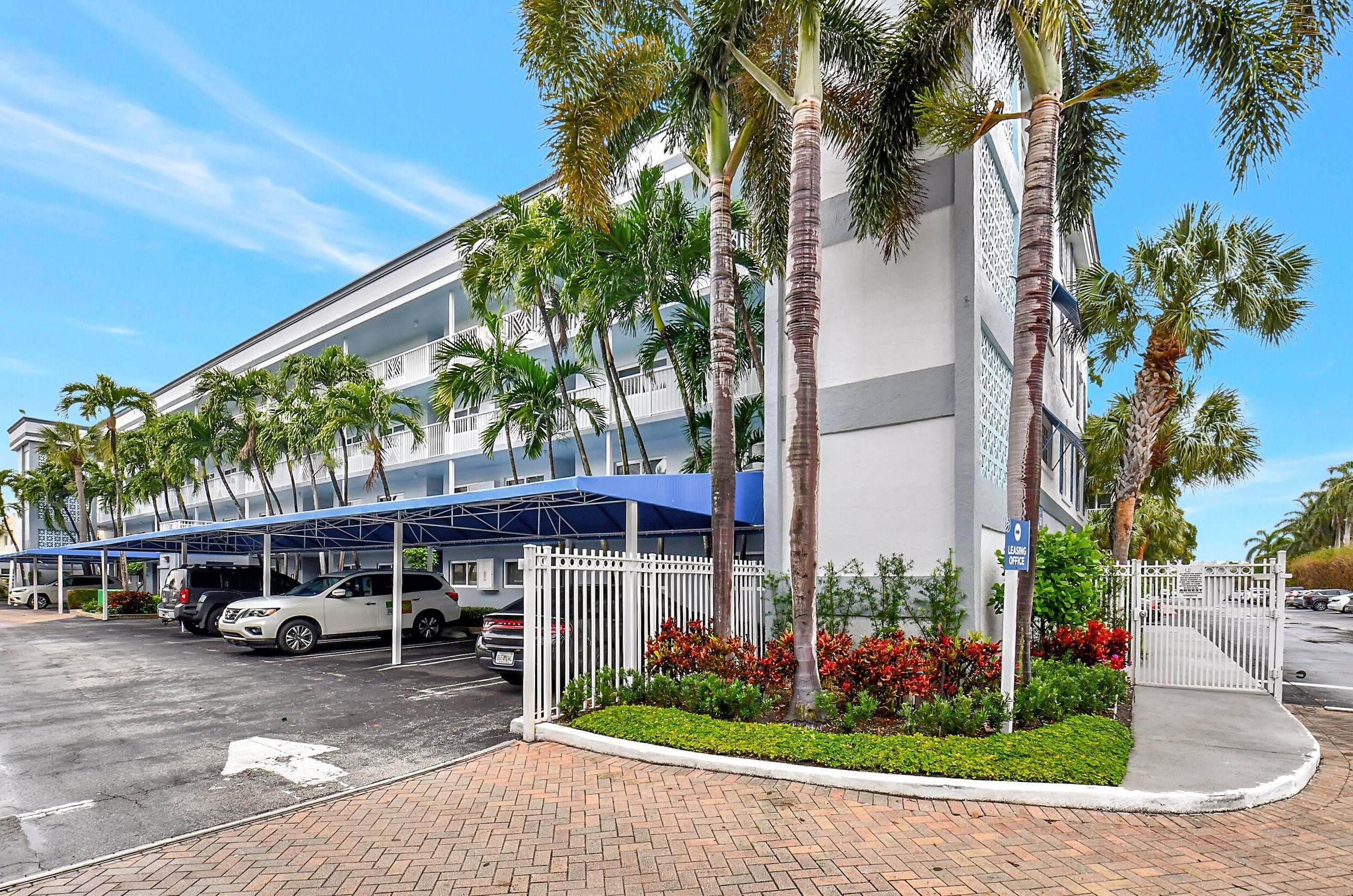 611 E Woolbright Rd #205, Boynton Beach, FL 33435