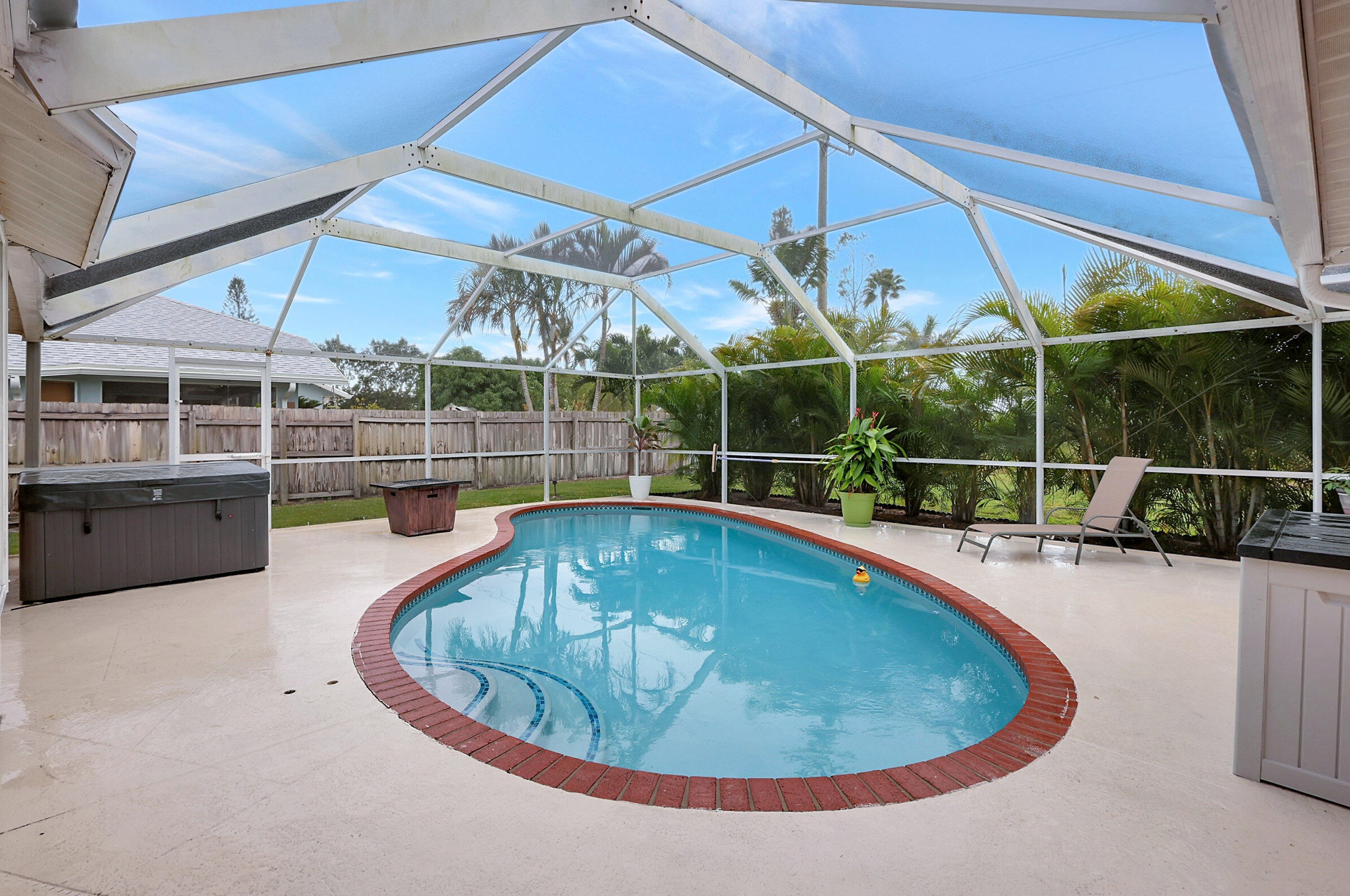 2737 Caladium Ave, Fort Pierce FL  34952-7218 exterior