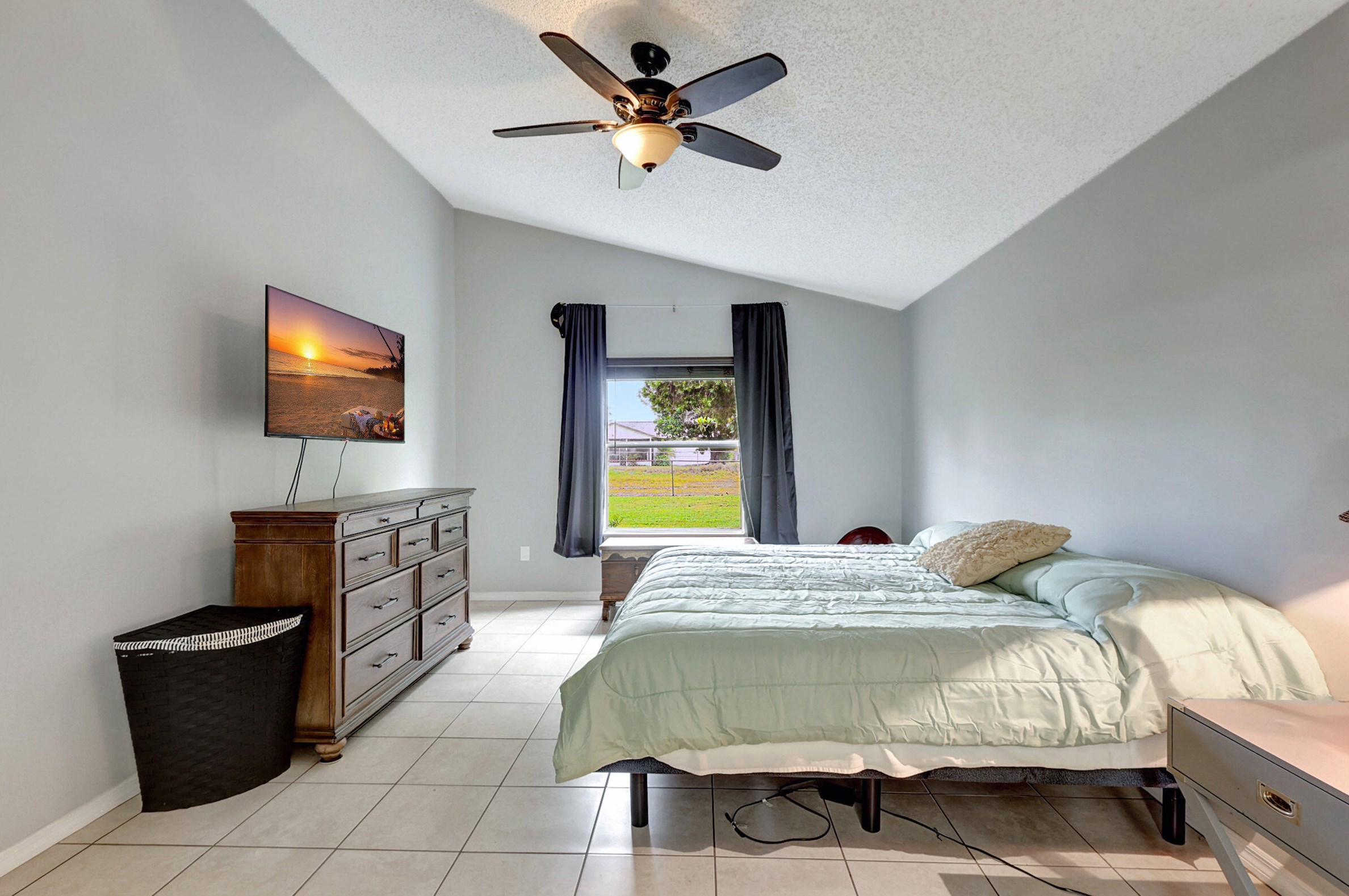 2737 Caladium Ave, Fort Pierce FL  34952-7218 exterior