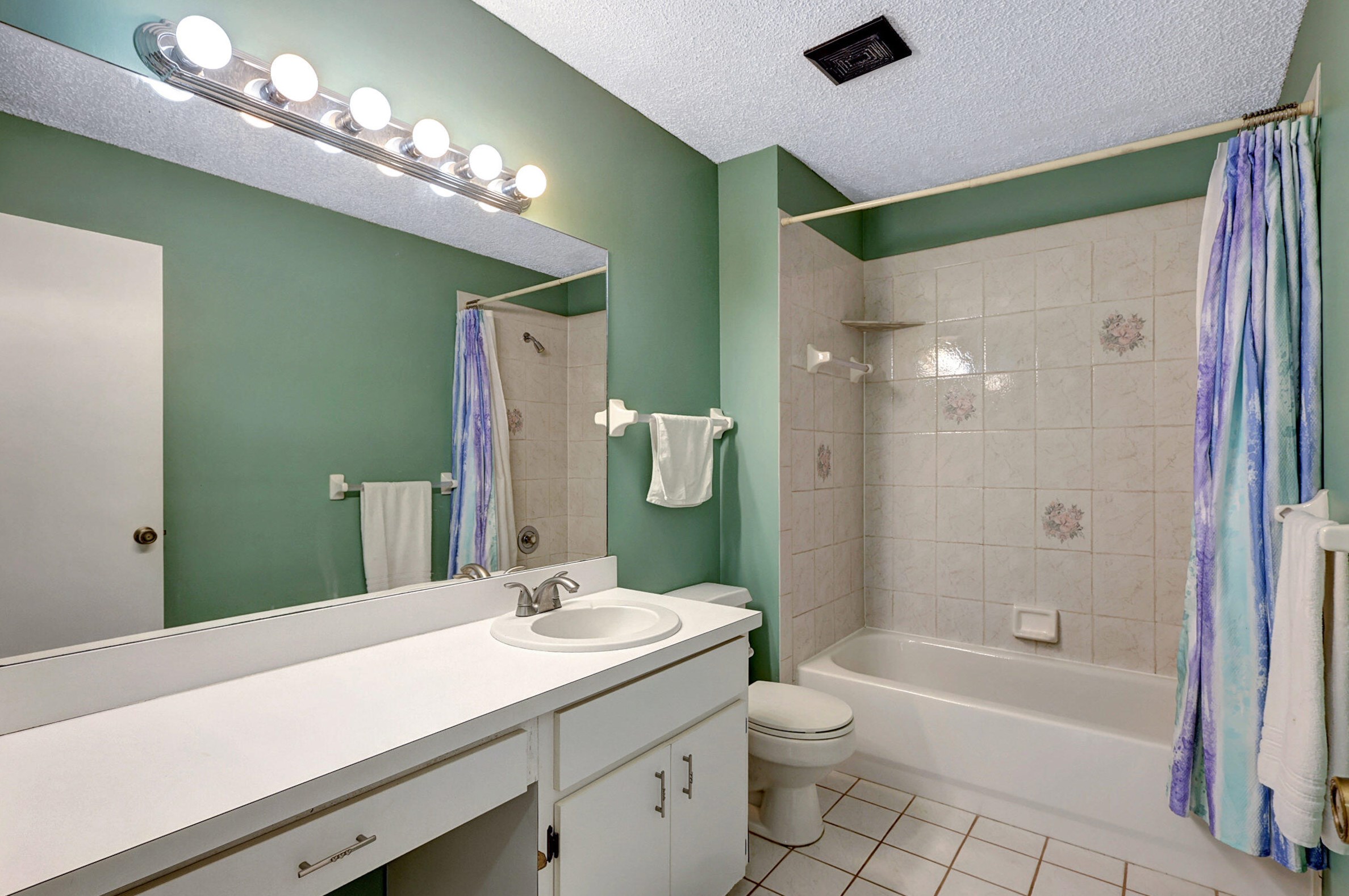 2737 Caladium Ave, Fort Pierce FL  34952-7218 exterior