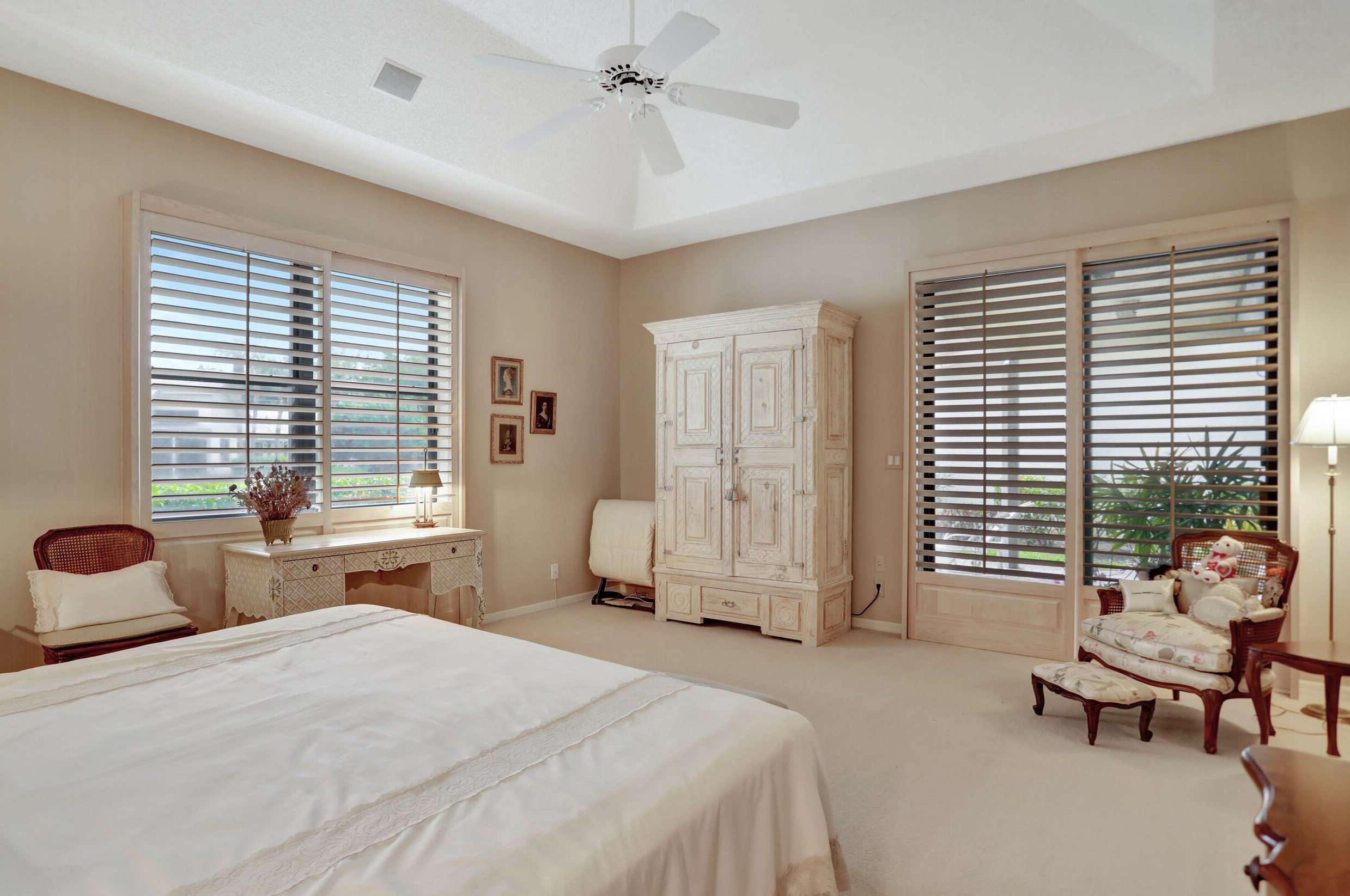 20039 Waters Edge Dr, Boca Raton FL  33434-3575 exterior