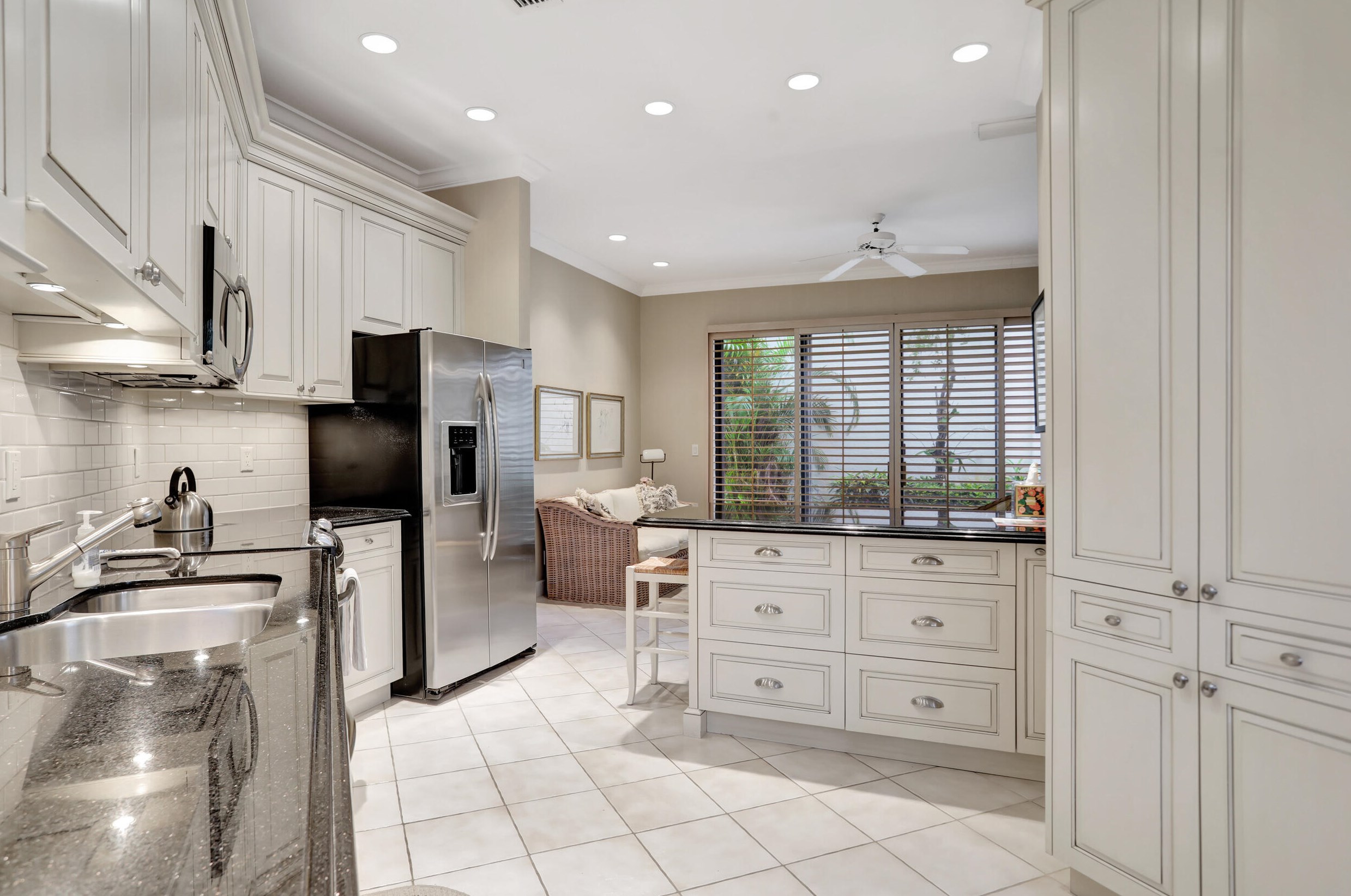 20039 Waters Edge Dr, Boca Raton FL  33434-3575 exterior