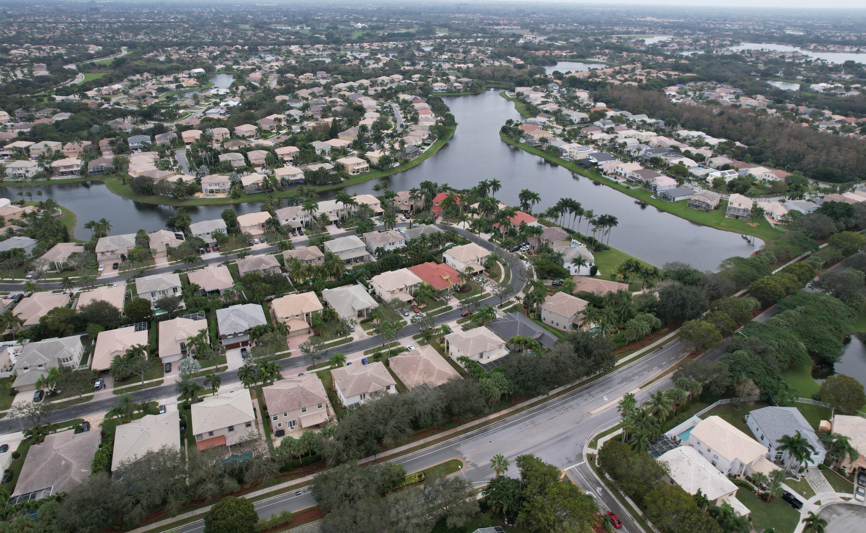 6449 Stonehurst Cir, Lake Worth, FL 33467-7373
