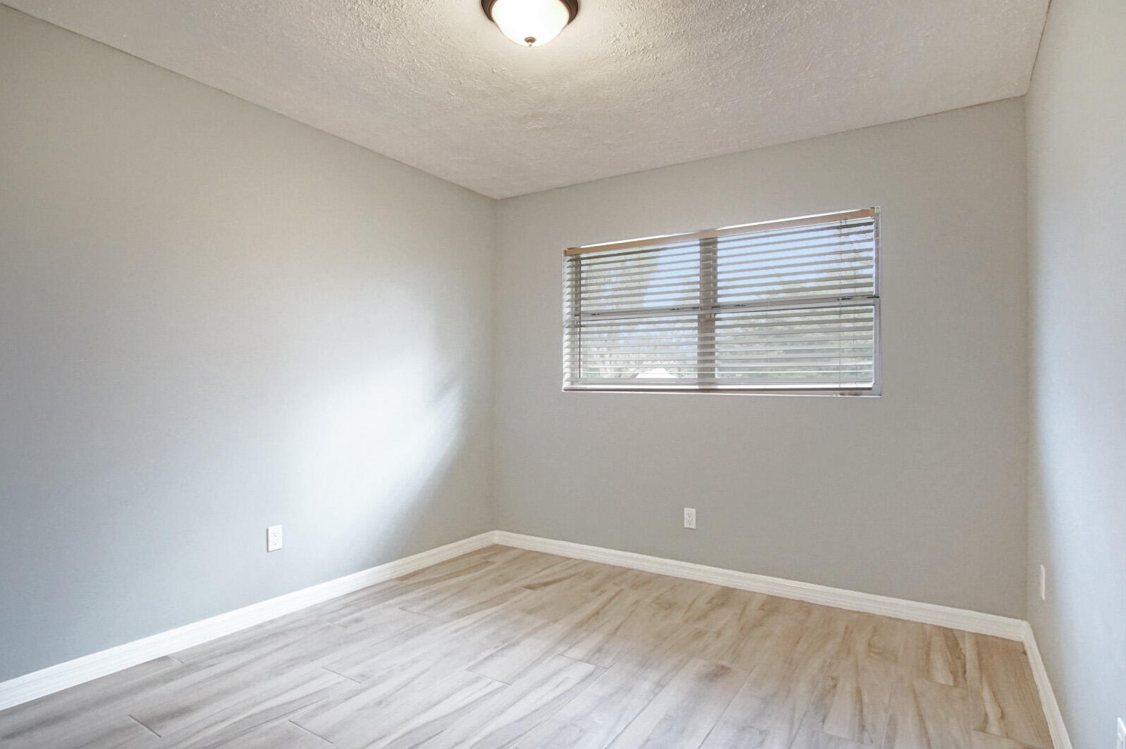 7502 James Rd, Fort Pierce FL 34951-2180 exterior