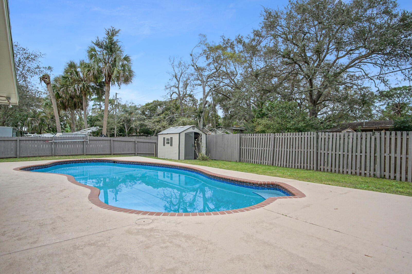 7502 James Rd, Fort Pierce, FL 34951-2179