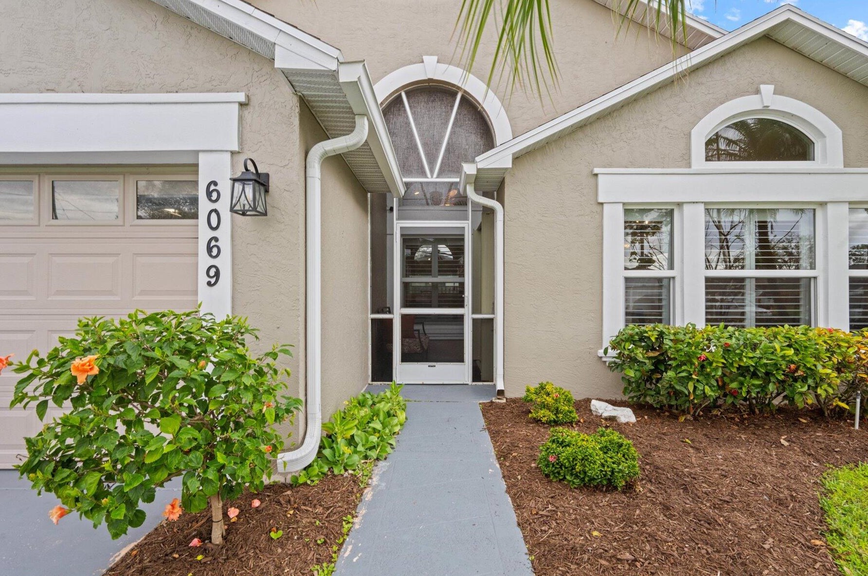 6069 Pompano St, Jupiter FL  33458-6660 exterior