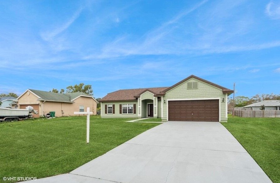 4801 Myrtle Dr, Fort Pierce FL  34982-3800 exterior