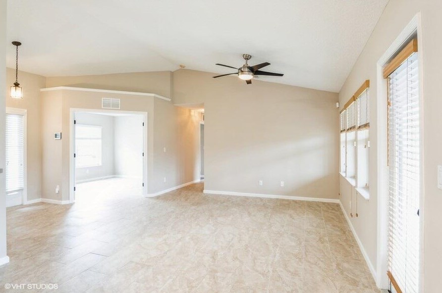 4801 Myrtle Dr, Fort Pierce FL  34982-3800 exterior
