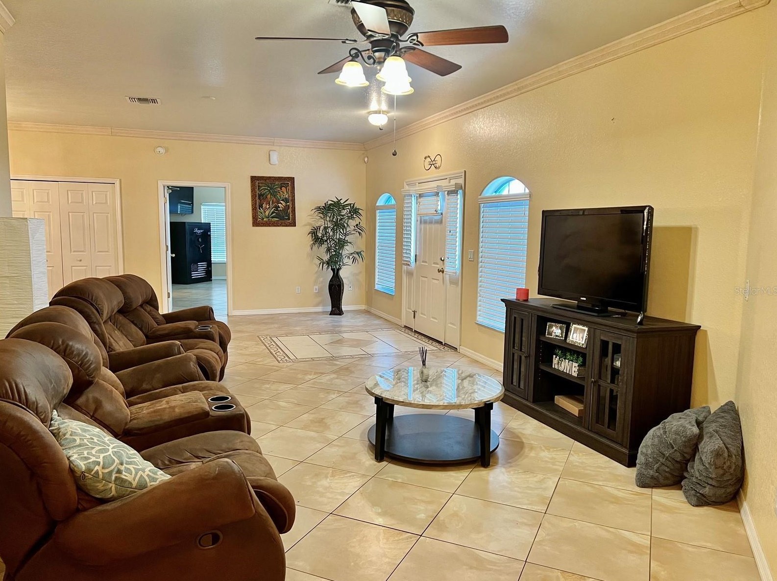 1300 Cougar Blvd, Sebring, FL 33872