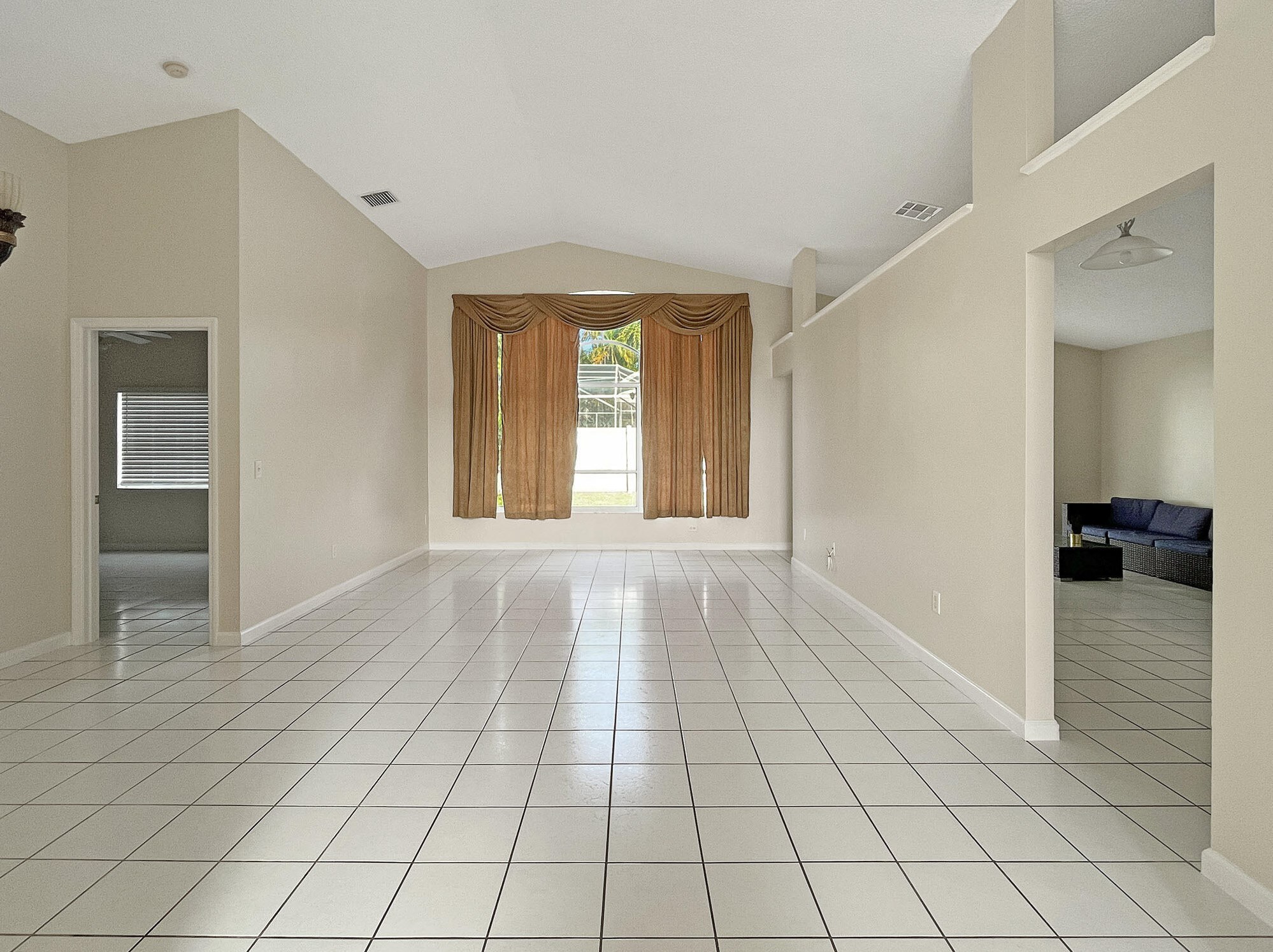 10595 Crystal Cove Ln, Boca Raton, FL 33498