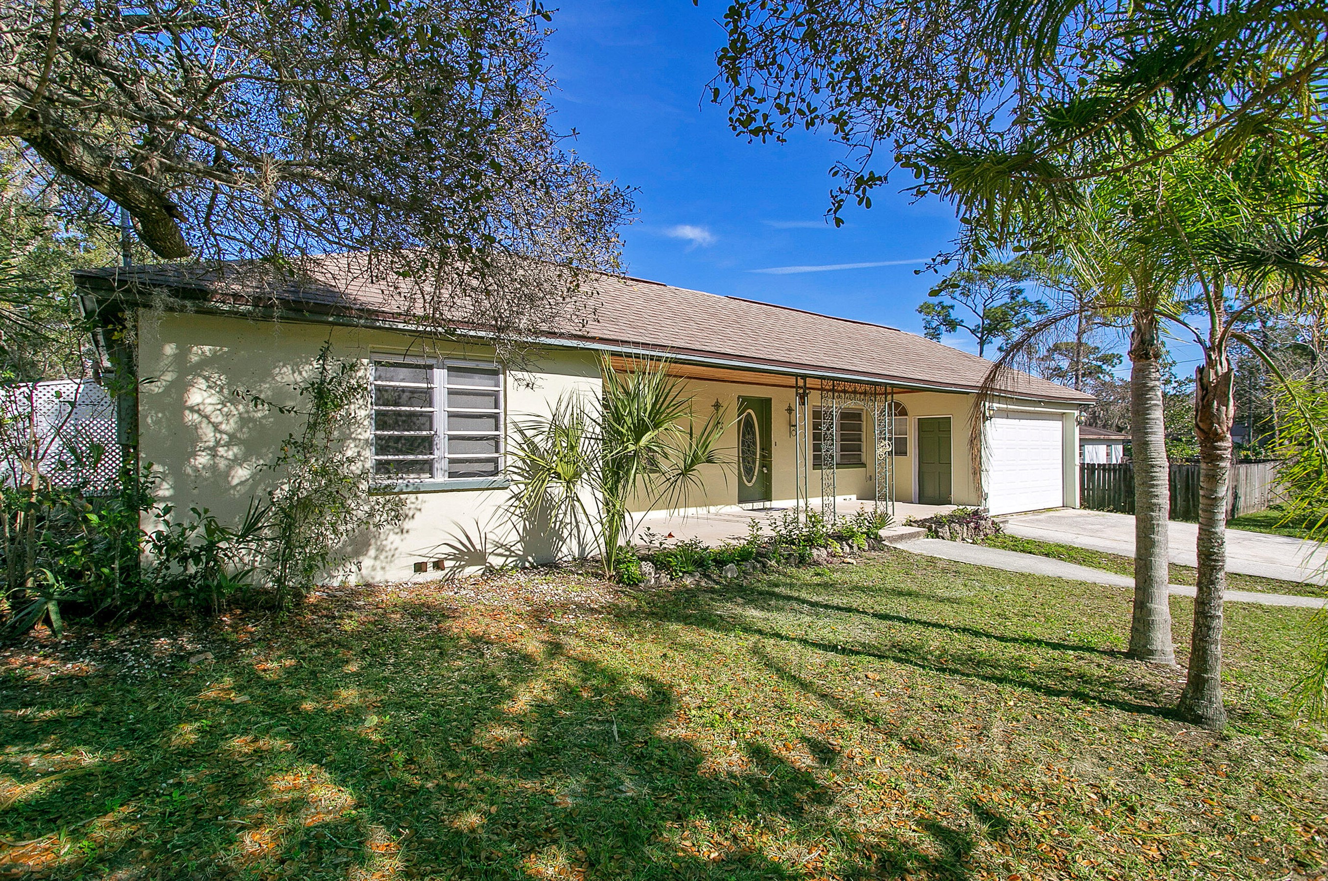 2614 Shady Ln, Titusville, FL 32796