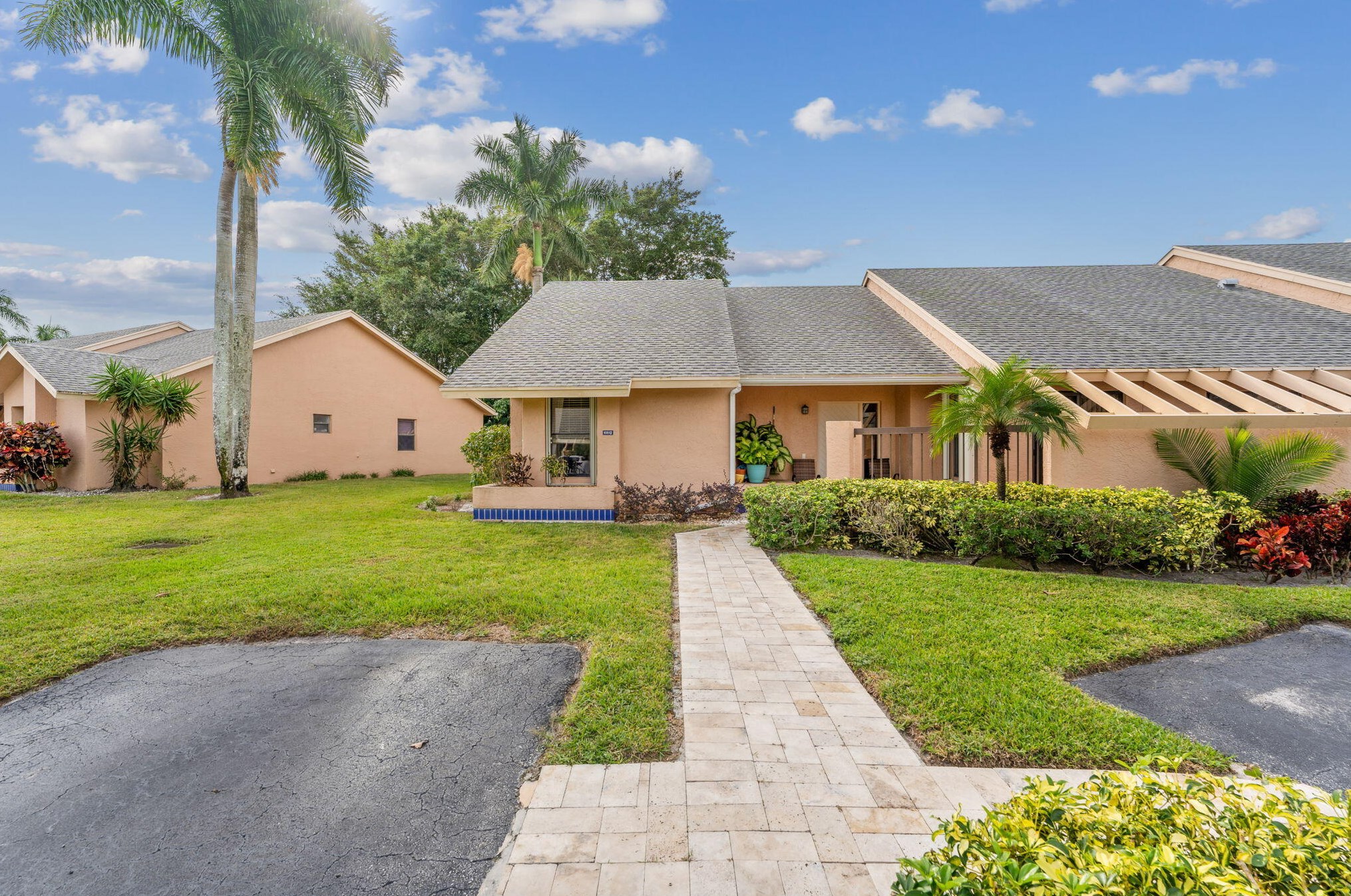 10812 Waterberry Dr, Boca Raton, FL 33498