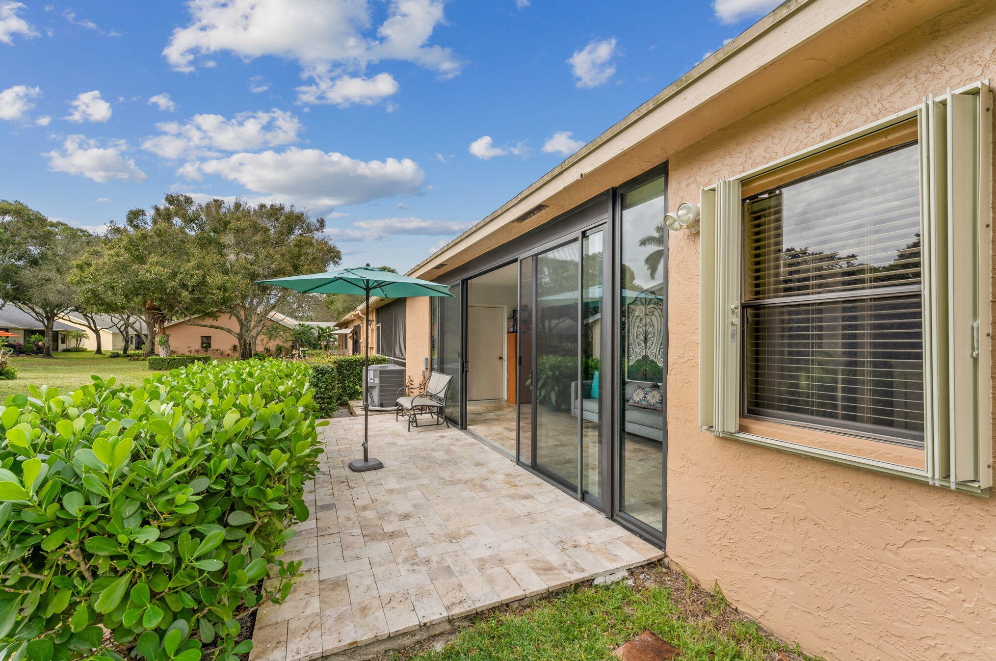 10812 Waterberry Dr, Boca Raton FL  33498-1689 exterior