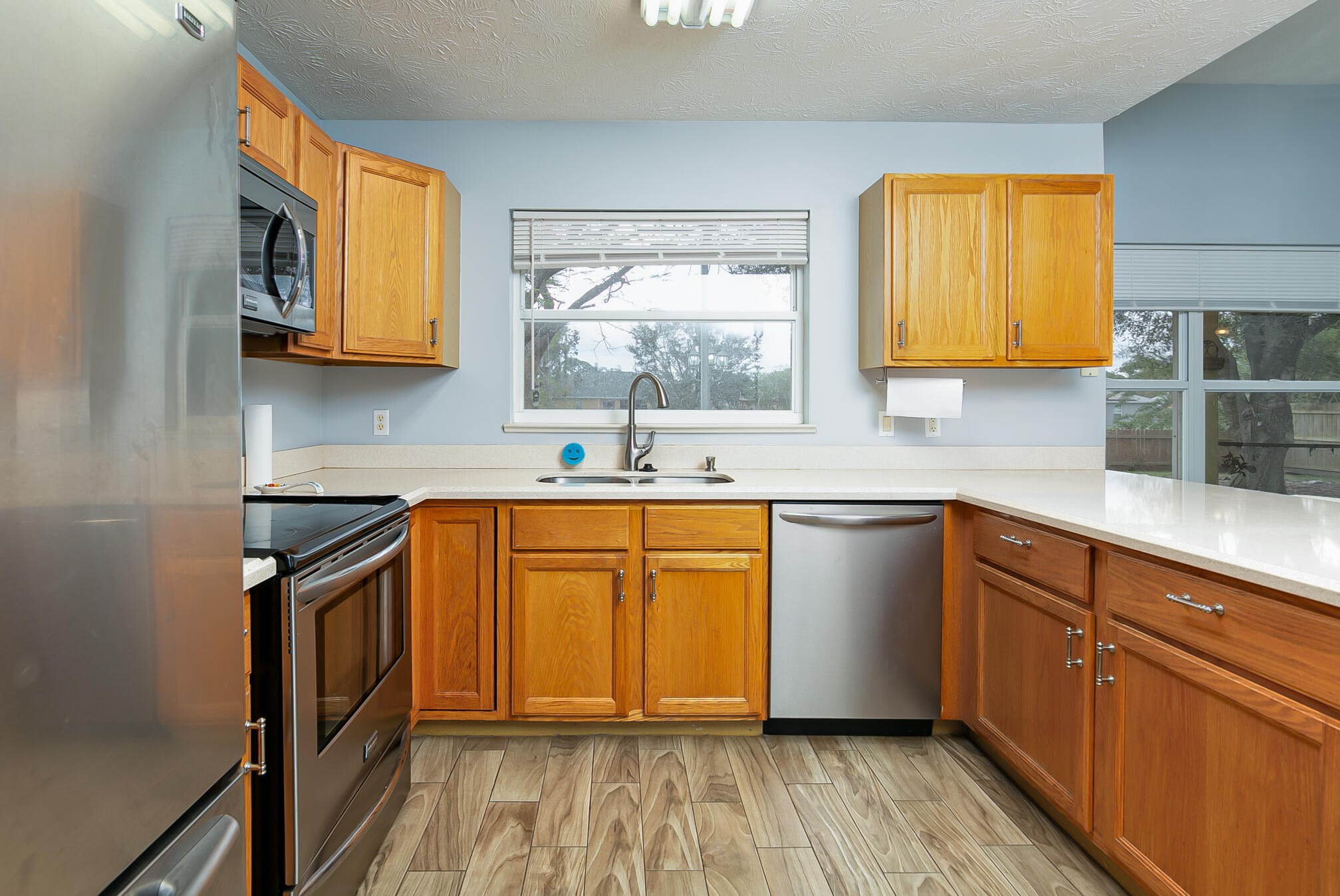 365 Whitmore Dr, Fort Pierce FL  34984-4531 exterior