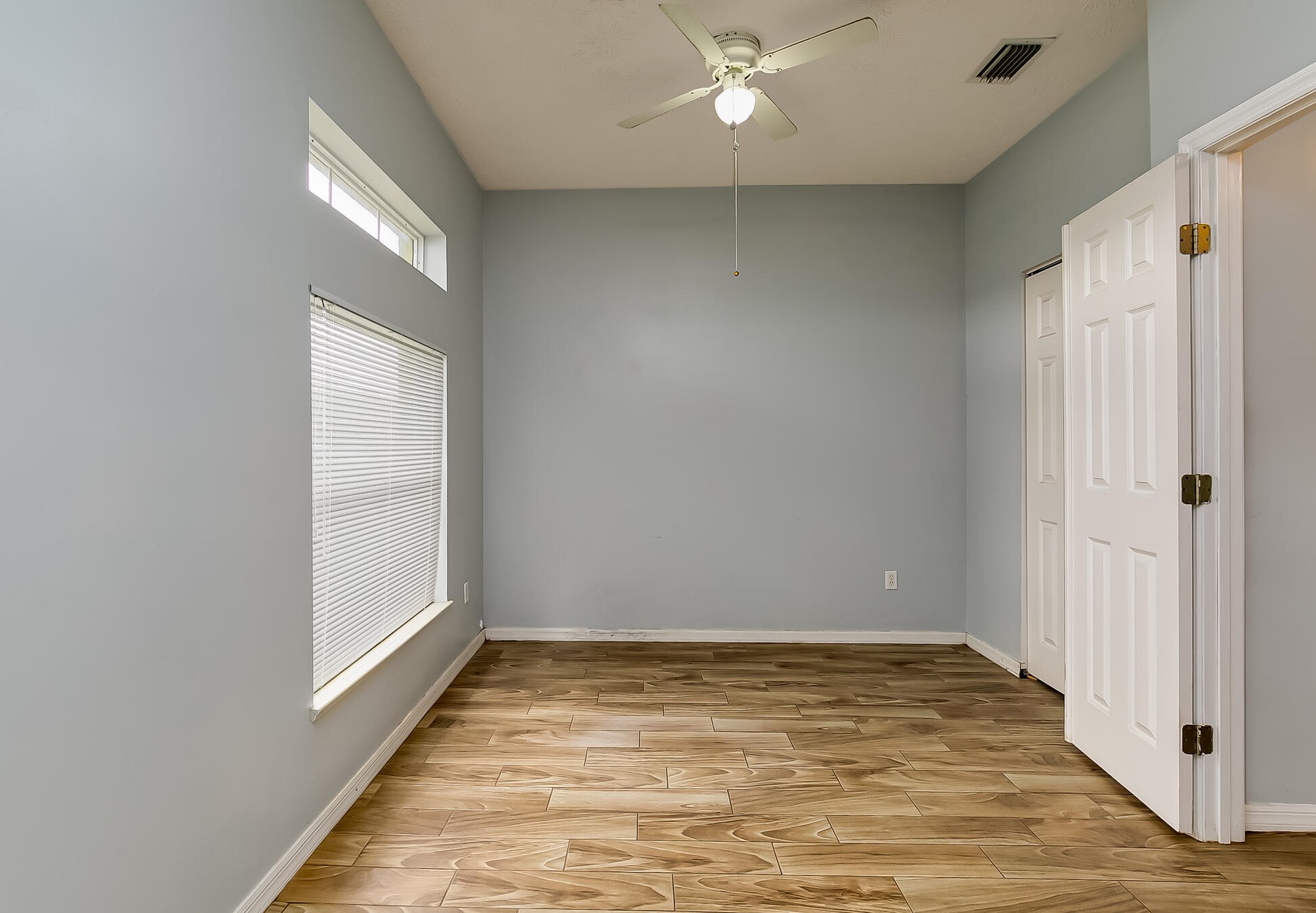 365 Whitmore Dr, Fort Pierce FL  34984-4531 exterior