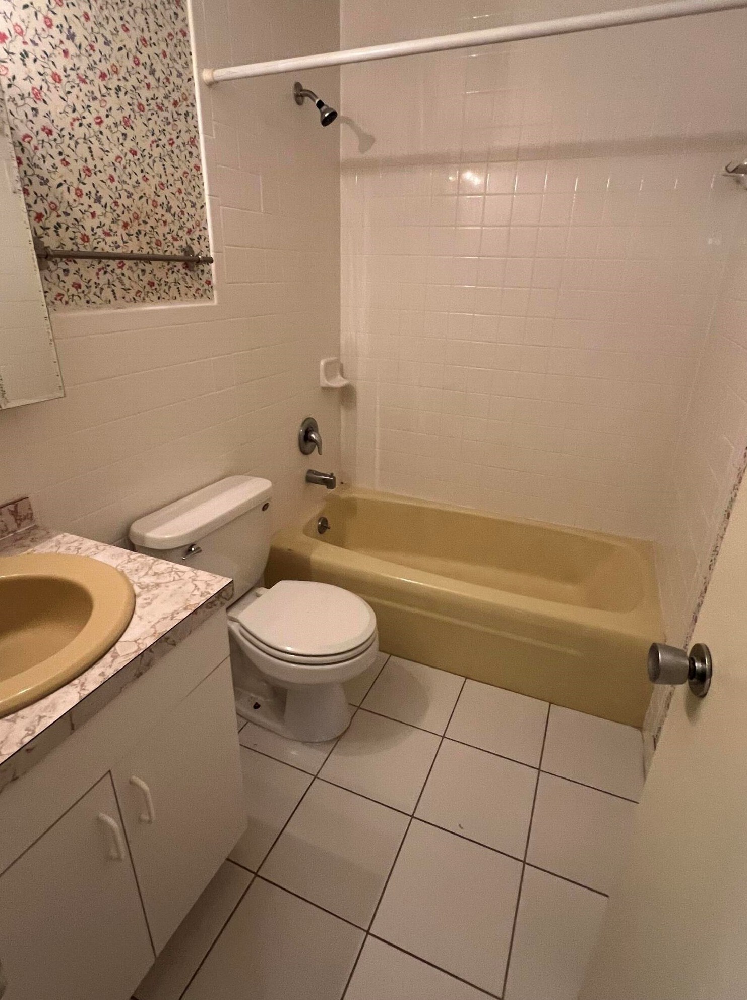 432 Gulfstream Rd, Lake Worth FL 33461-1511 exterior