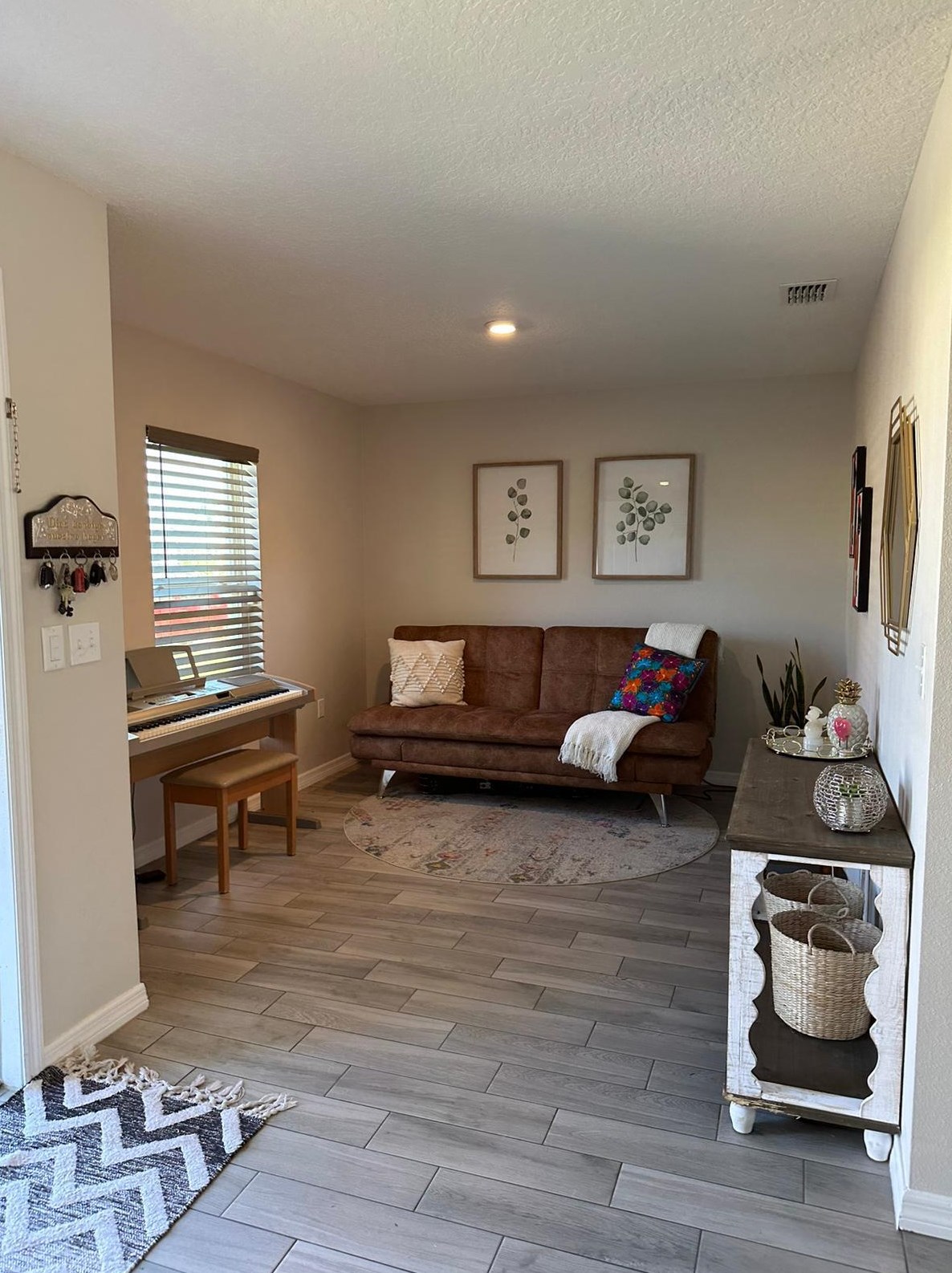 574 Archer Ave, Fort Pierce FL  34983-1076 exterior