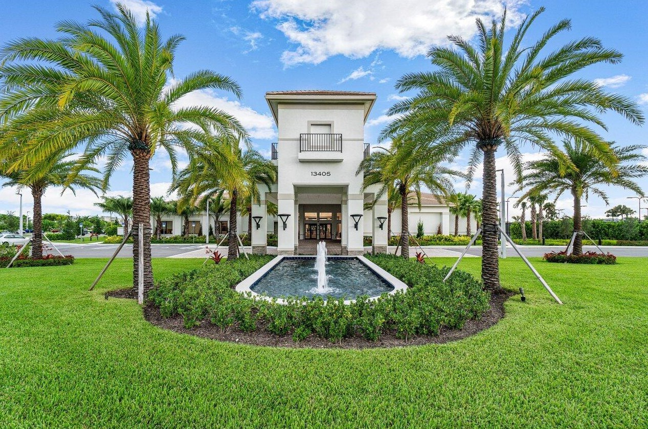 7575 Doubleton Dr, Delray Beach, FL 33446