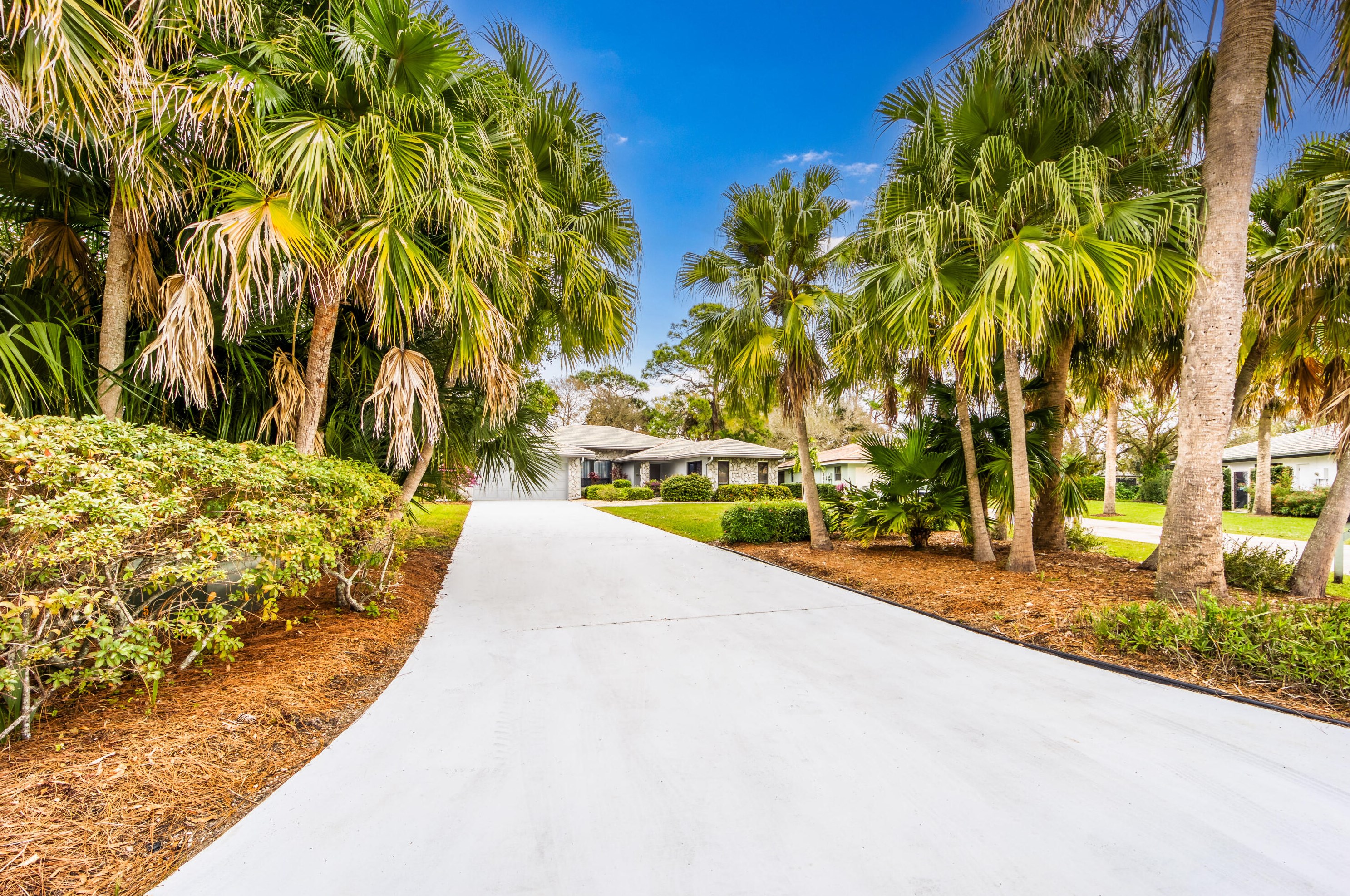 2363 Spoonbill Dr, Palm City, FL 34990-4618