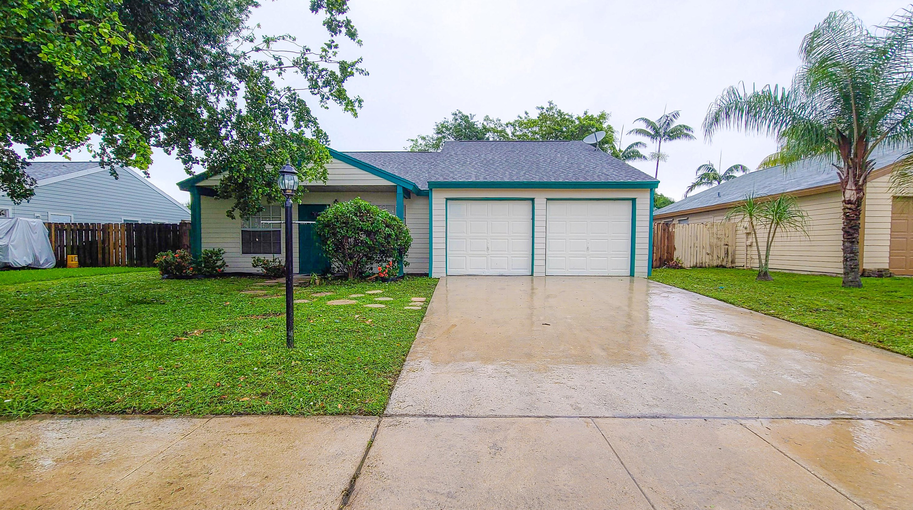 7699 Blairwood Cir S, Lake Worth, FL 33467