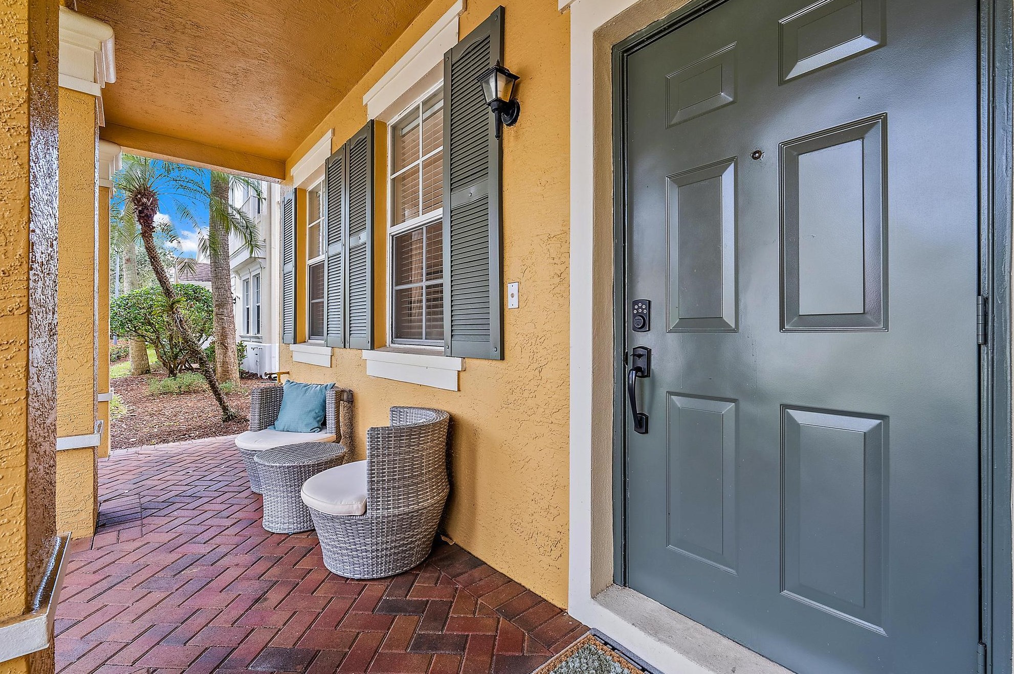 339 E Bay Cedar Cir, Jupiter, FL 33458