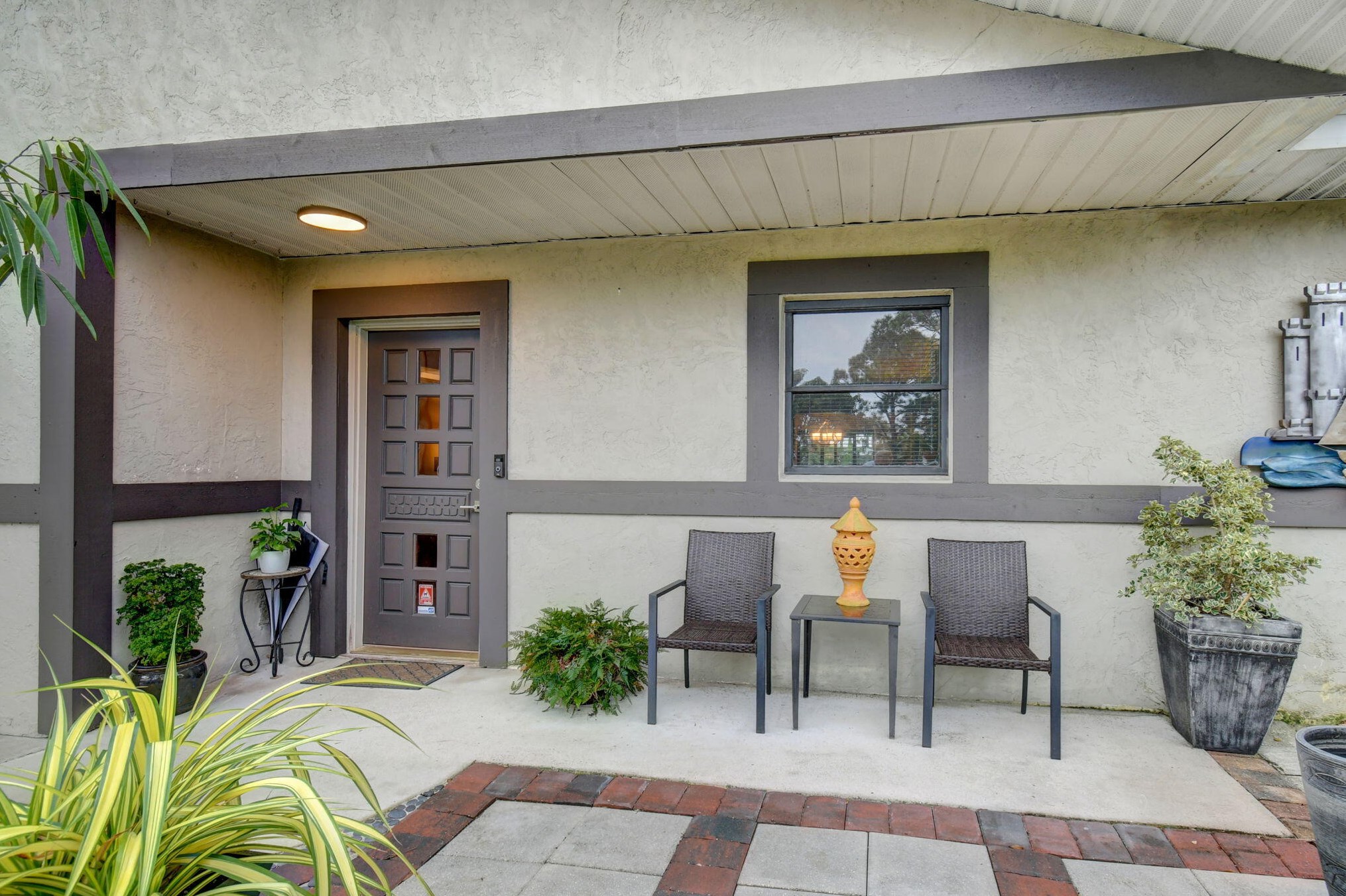 662 Portage Ave, Fort Pierce, FL 34984-5245