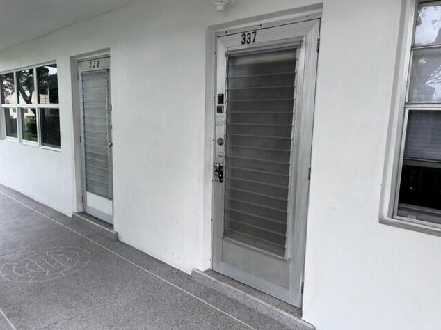 337 Windsor O, West Palm Beach, FL 33417