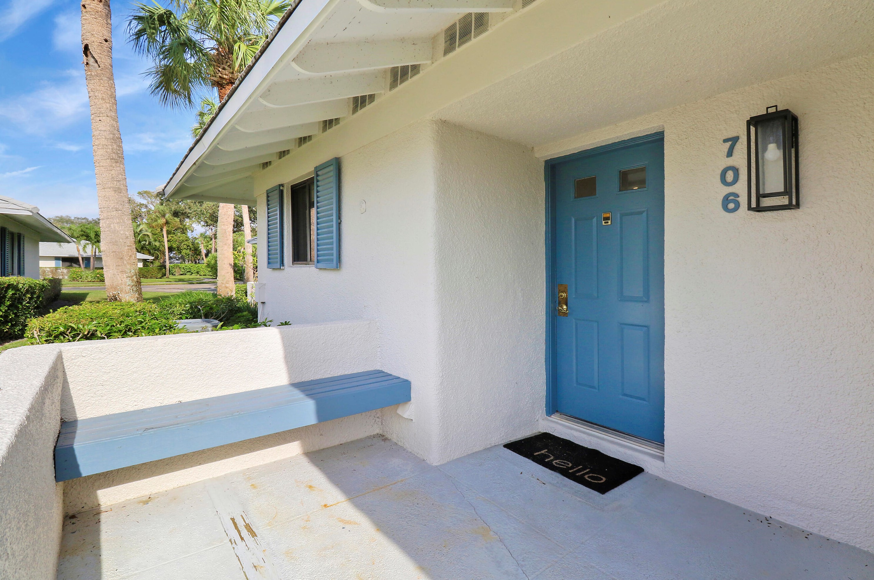 706 Club Dr, West Palm Beach, FL 33418