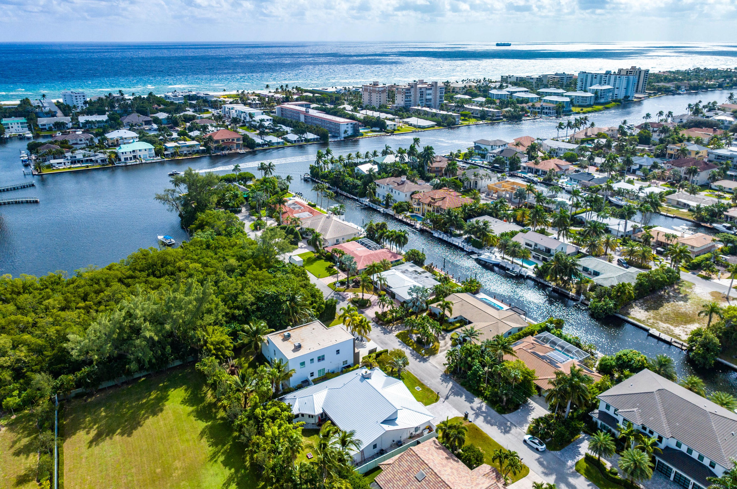 952 Mccleary St, Delray Beach, FL 33483