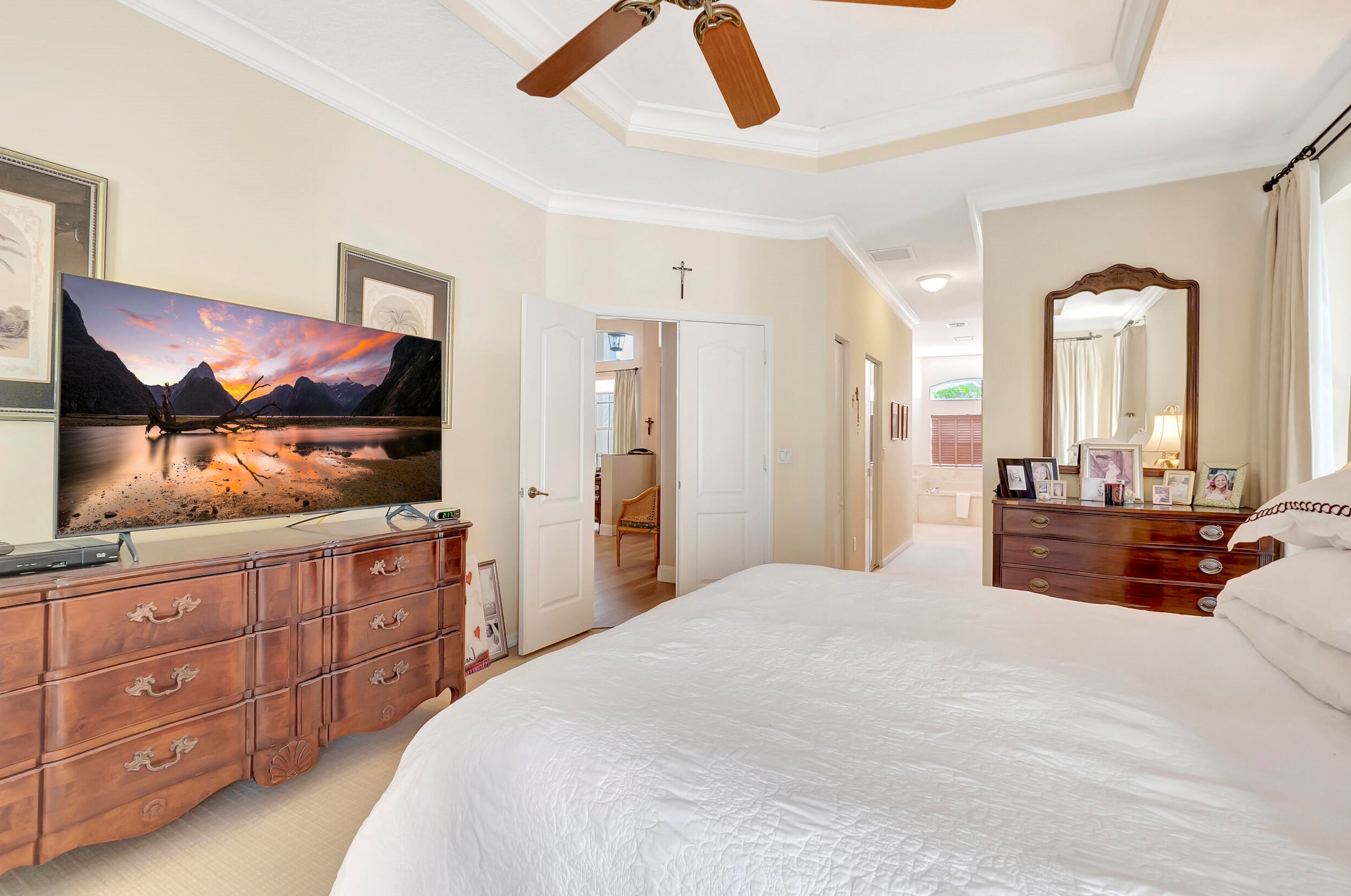 52 Lk Eden Dr, Boynton Beach FL 33435-8666 exterior