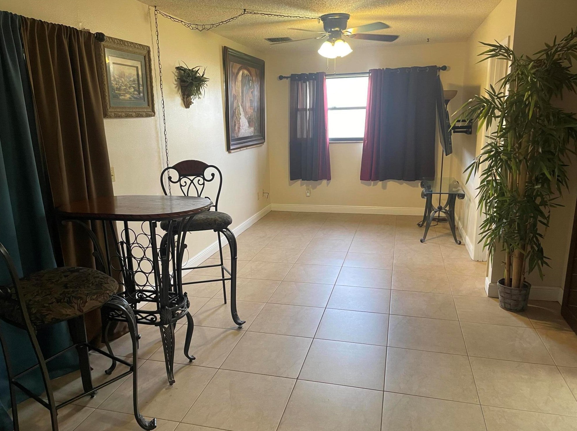 1904 E Easy St, Fort Pierce, FL 34982