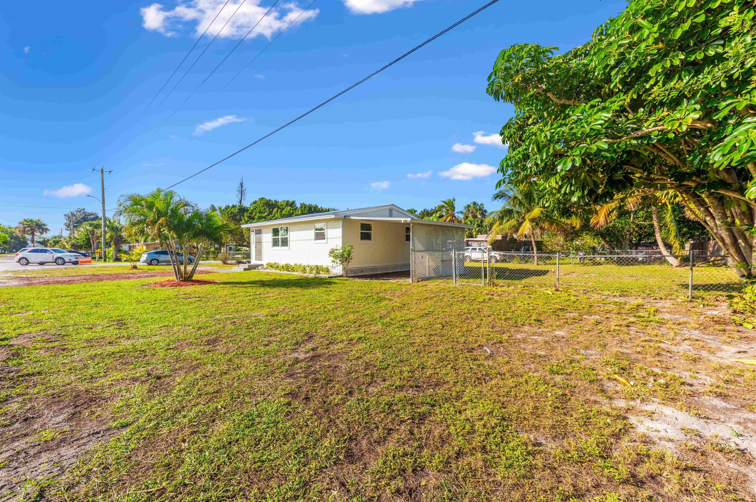 2136 Alhambra Ave, Stuart, FL 34994-4411